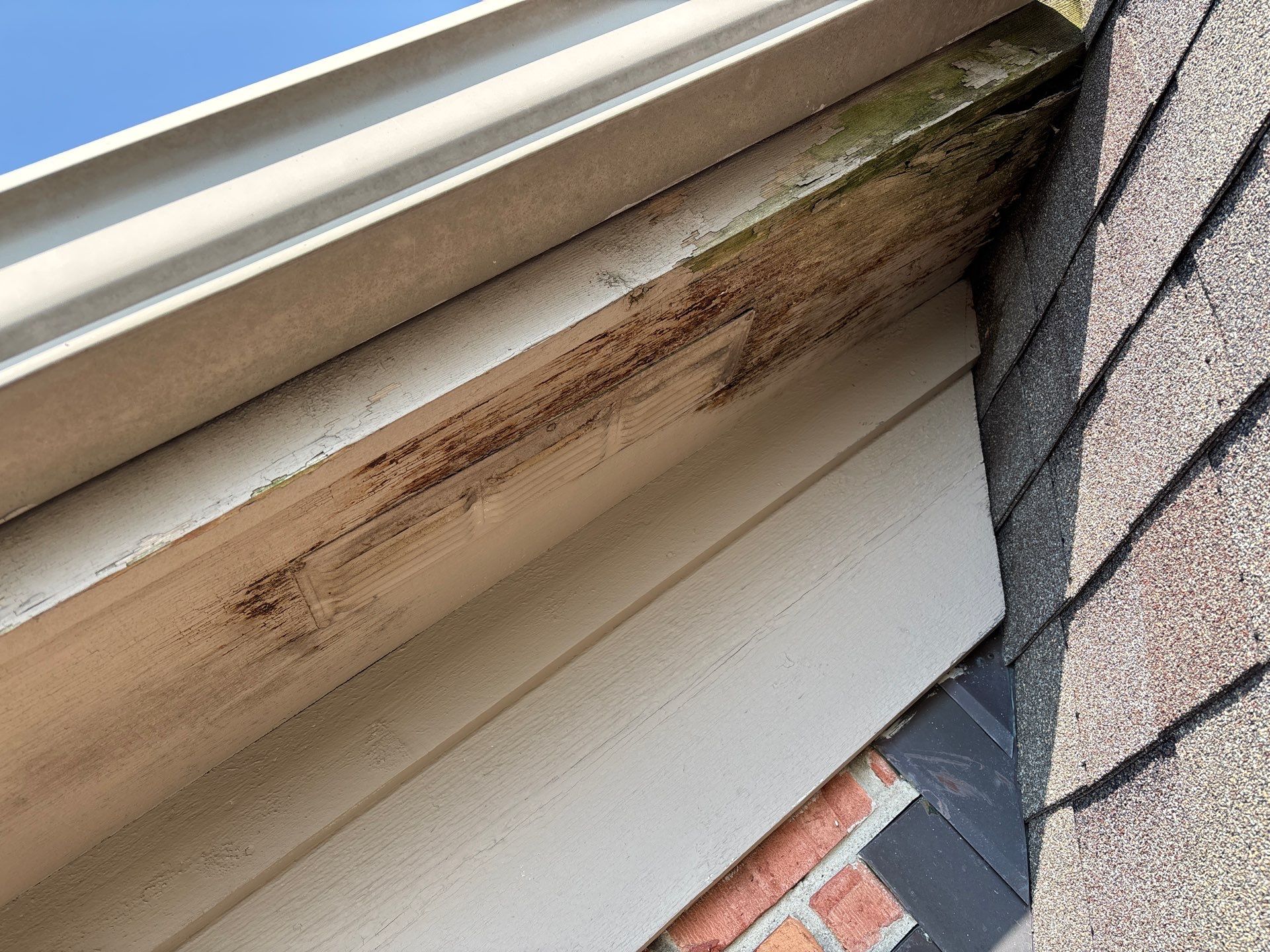 Residential soffit/fascia repair  by Nitro Roofing and Construction