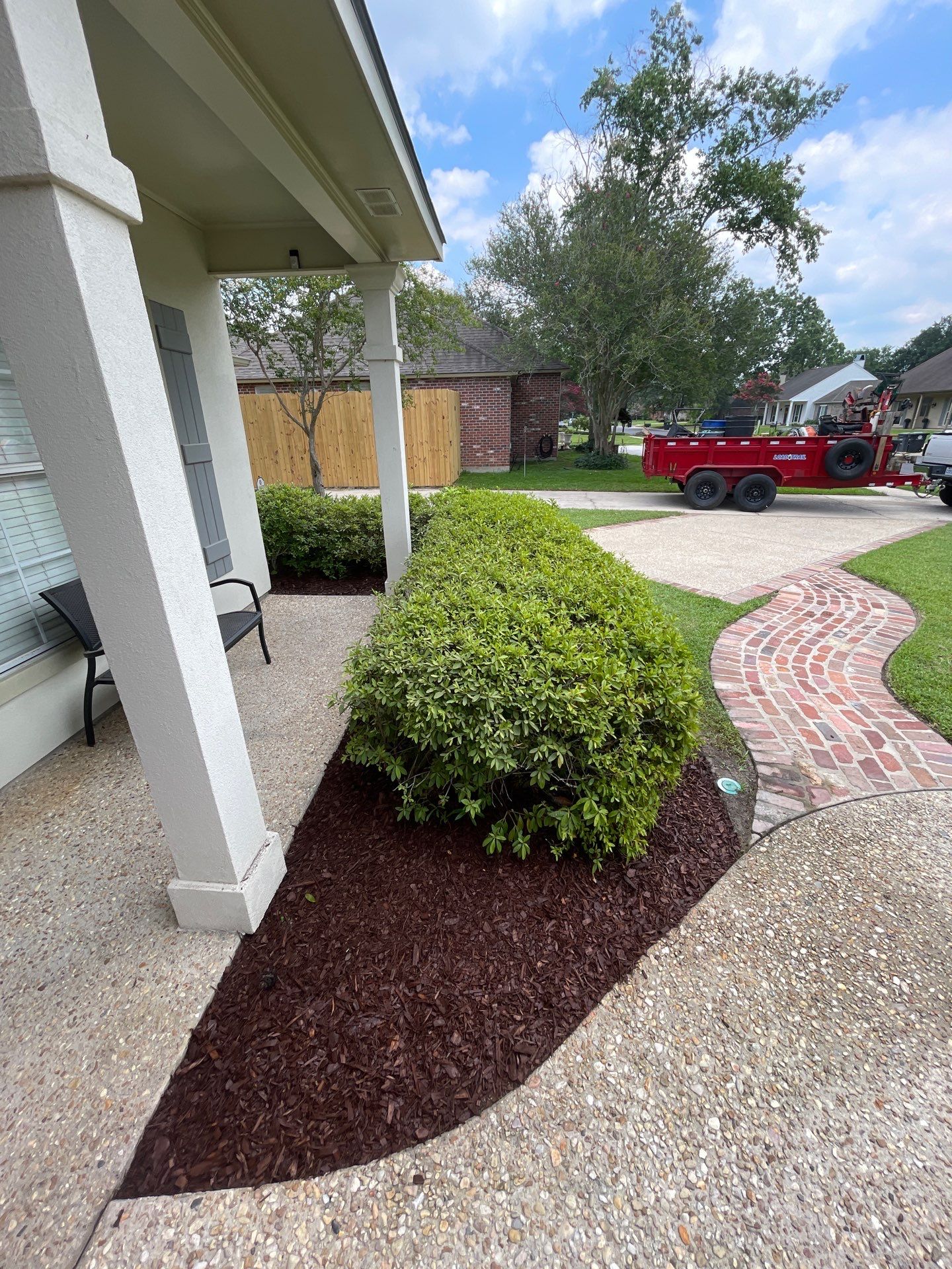 LANDSCAPE SERVICES: DEMO / BED PREP / CUT IN BED EDGES / MULCH INSTALL using BROWN MULCH "BARK BRITE" & ROAD ROCK by CutScape, LLC.