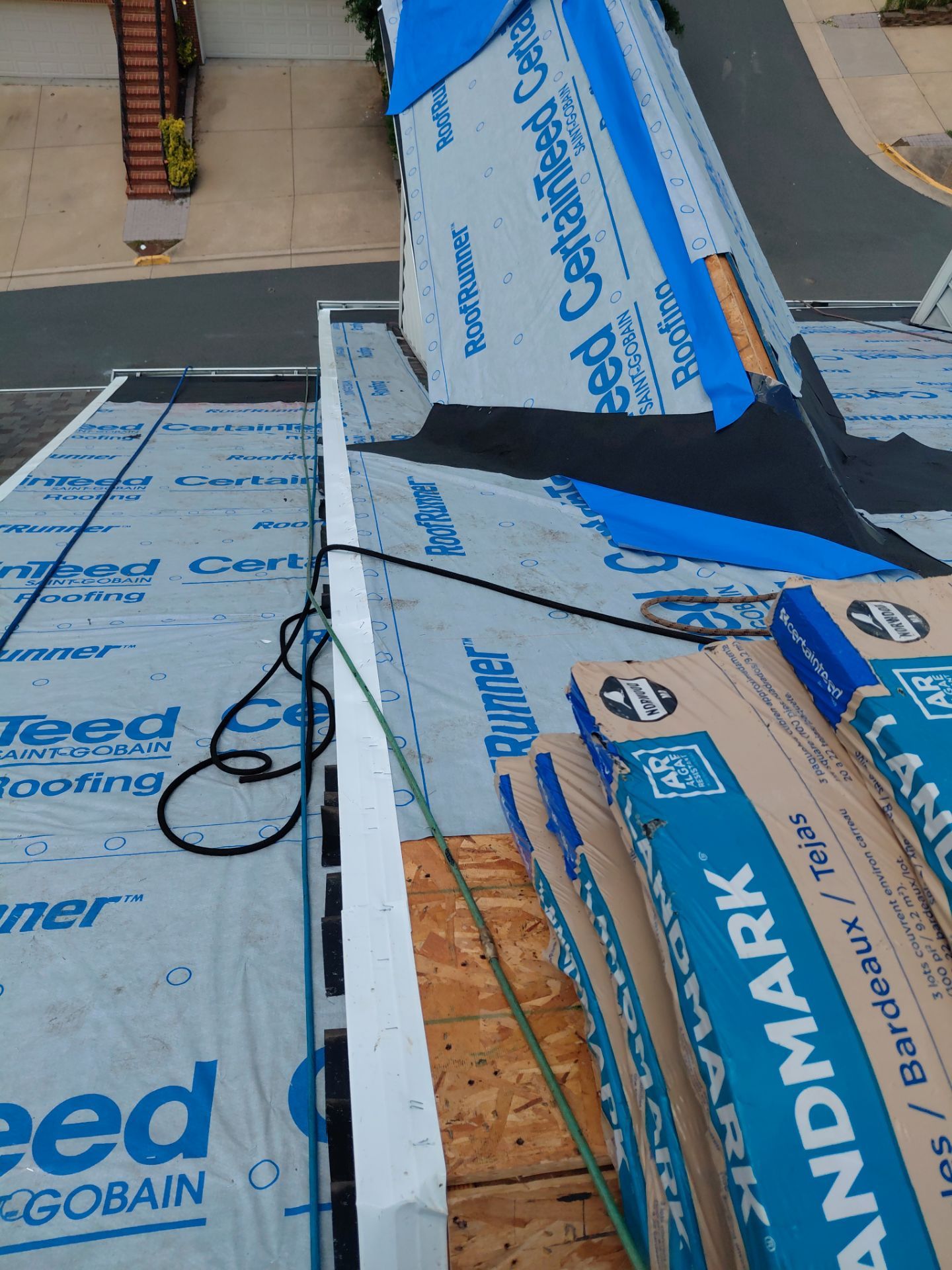 Lorton: Residential Roof Replacement with CertainTeed Landmark in Colonial Slate by RM Banning, Inc.