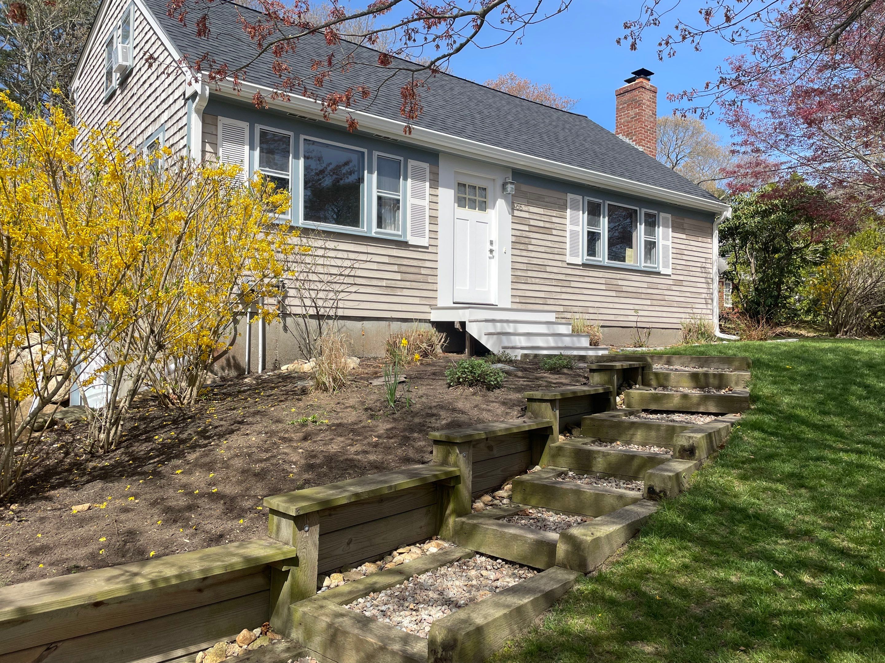 Gutter Installation using Double Pro Dual Screen Hanging System in Yarmouth Port, MA by Gutter Pro Enterprises