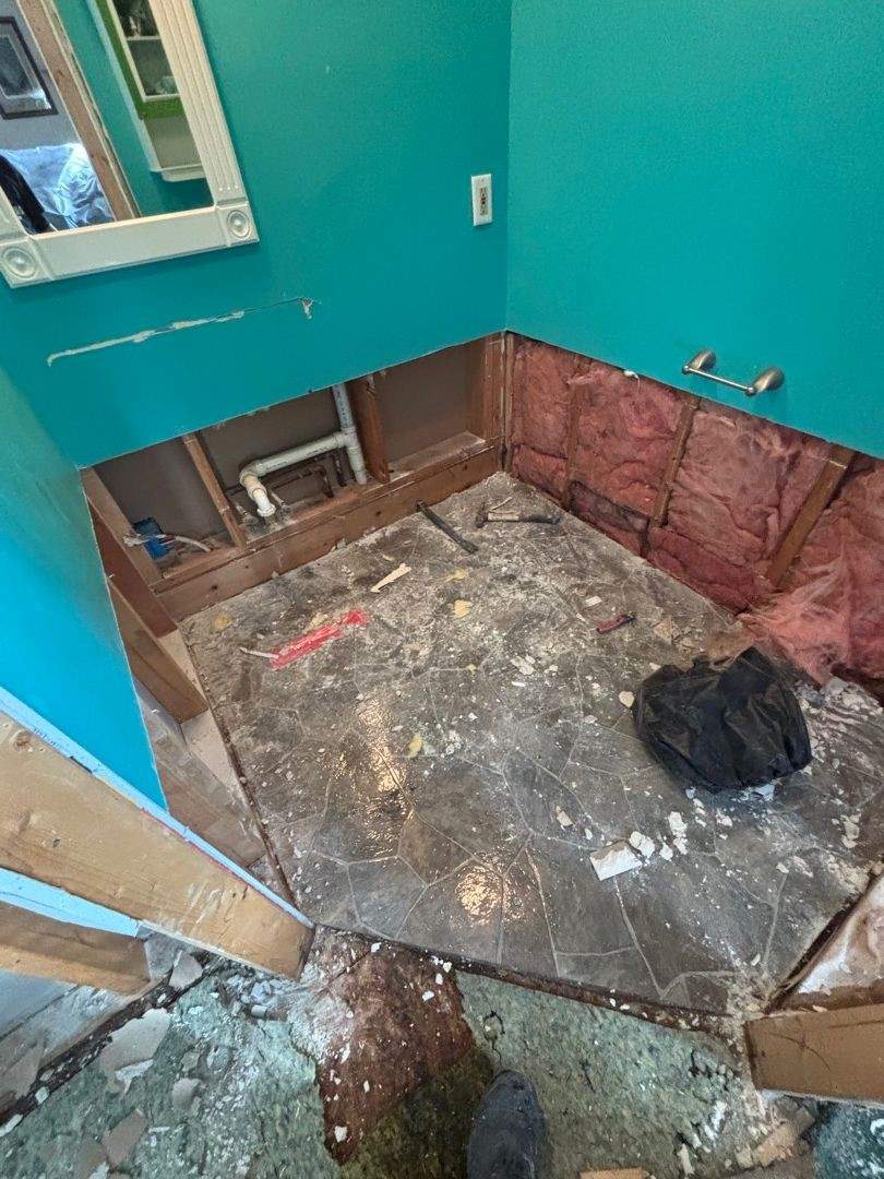 Water Mitigation & Reconstruction  by Dry Source Property Restoration 