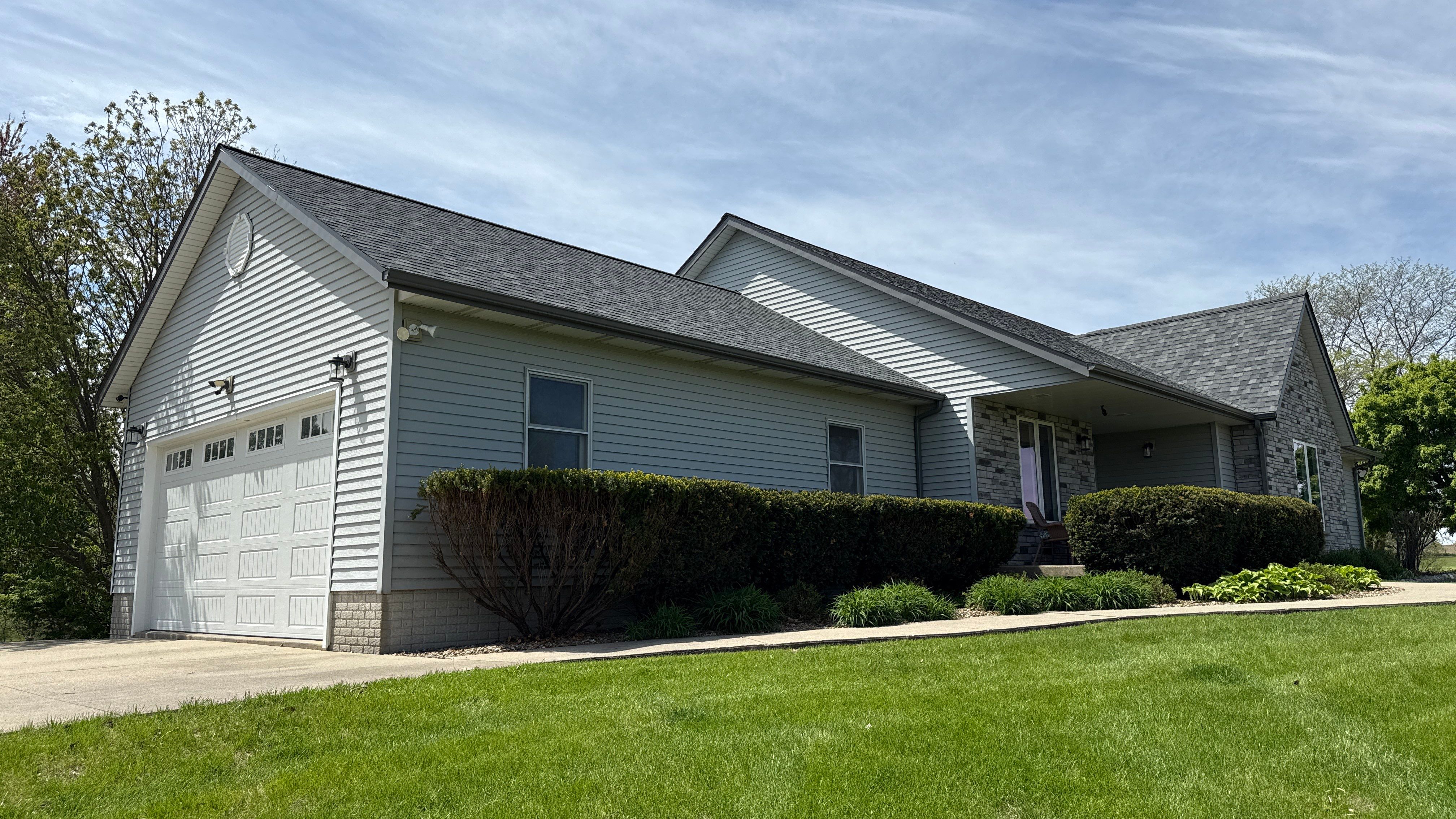 Siding and window replacement by United Windows and Siding LLC