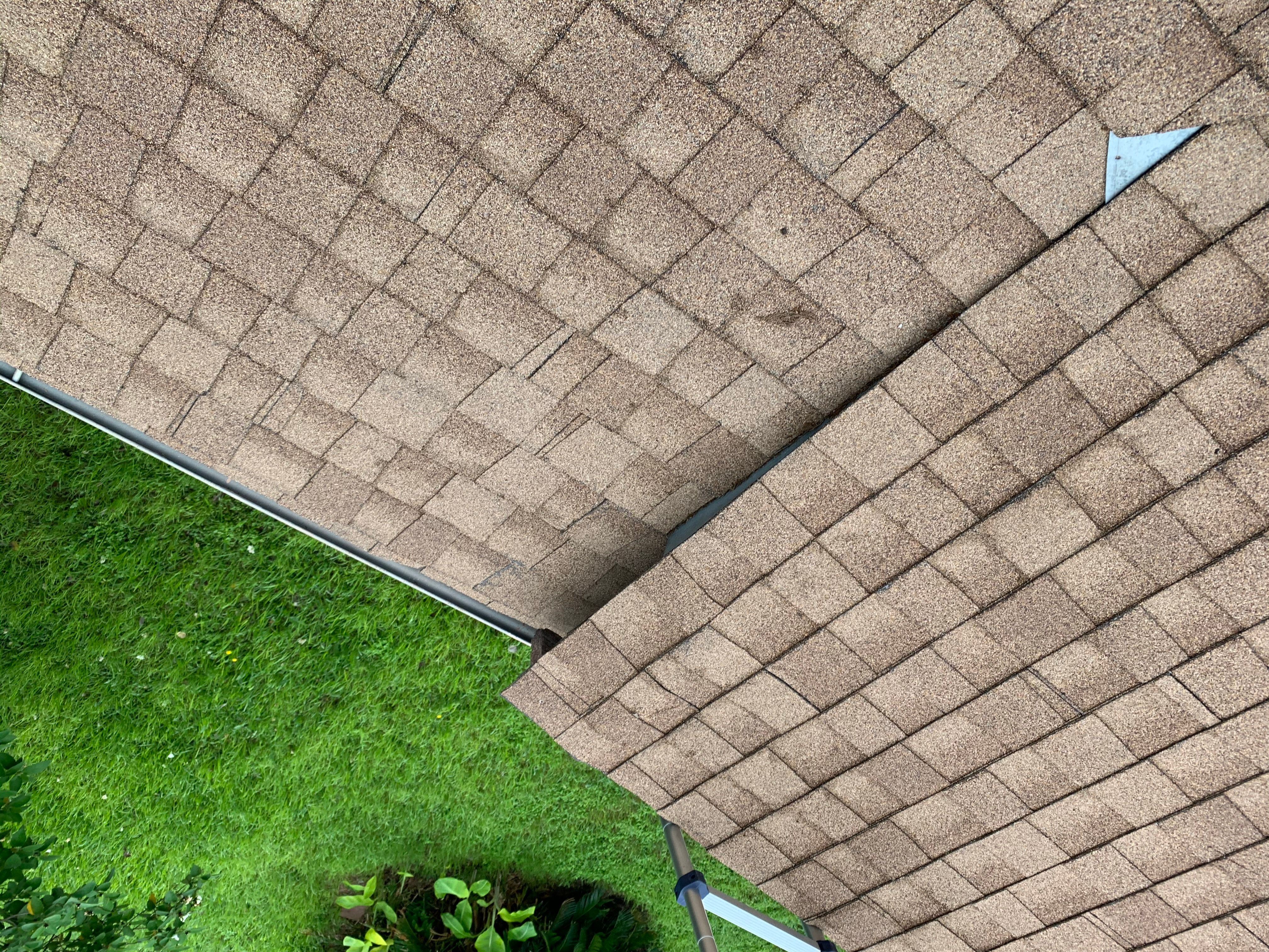 Residential Roof Replacement using Owens Corning 30 year Architectural Shingles by Premier Roofing and Contracting