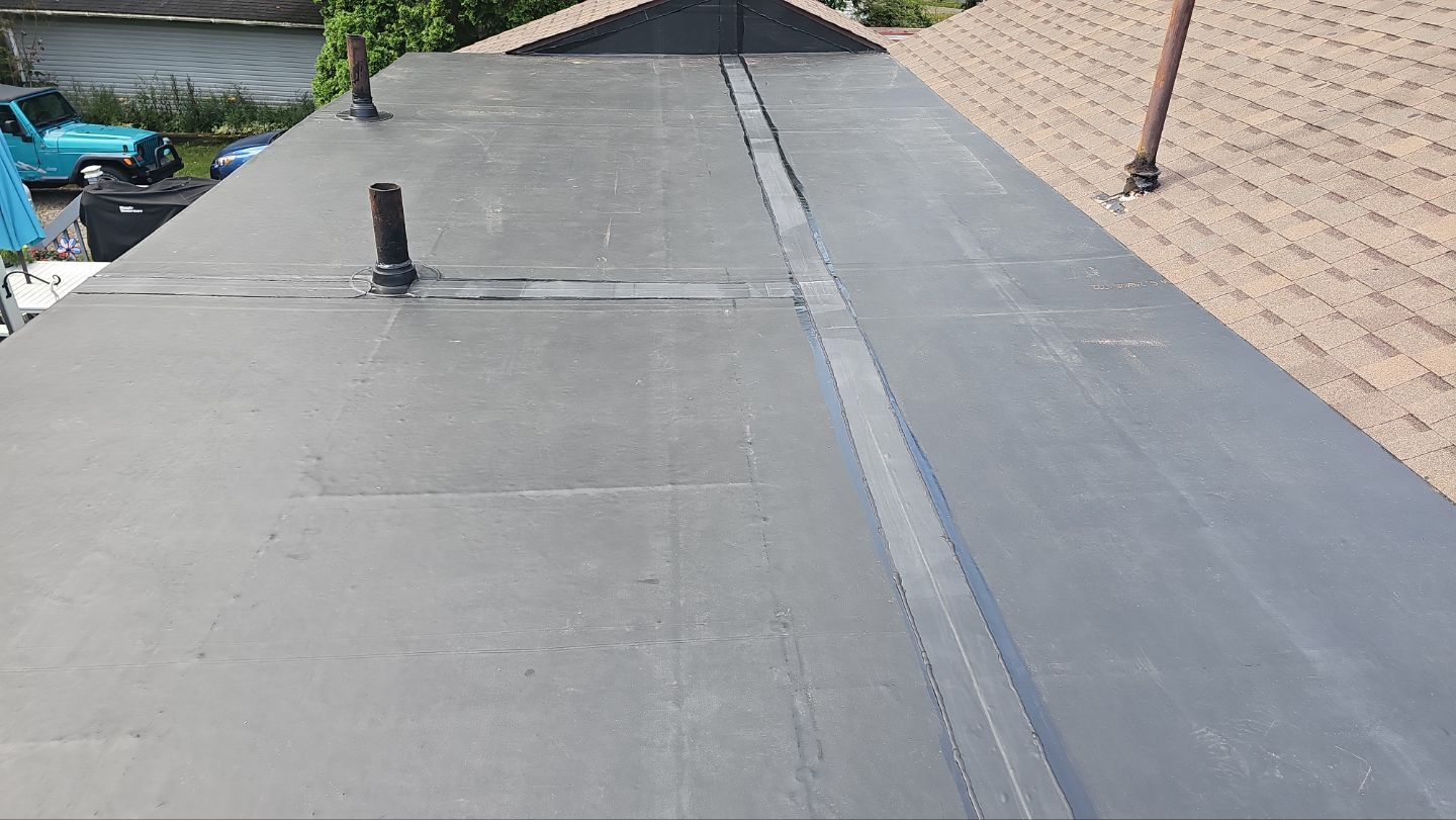 Atlas Pinnacle, Color, Heatherblend, Drip Edge, Color, Royal Brown by Eagle Eye Roofing