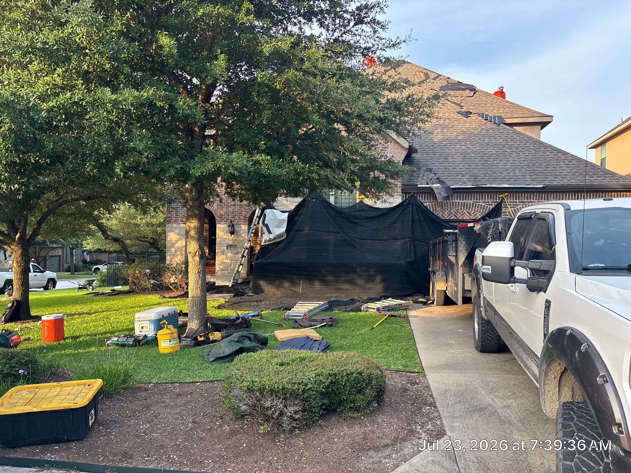 Austin Residential Roof Installation with GAF Shingles and Radiant Barrier by RoofsOnly.com