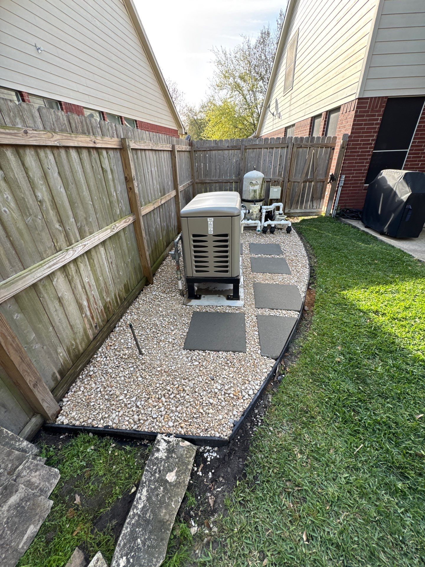 🌿 Mr. Kling – Front Yard Flower Bed Refresh & Backyard Walk Path by Texas Urban Elements