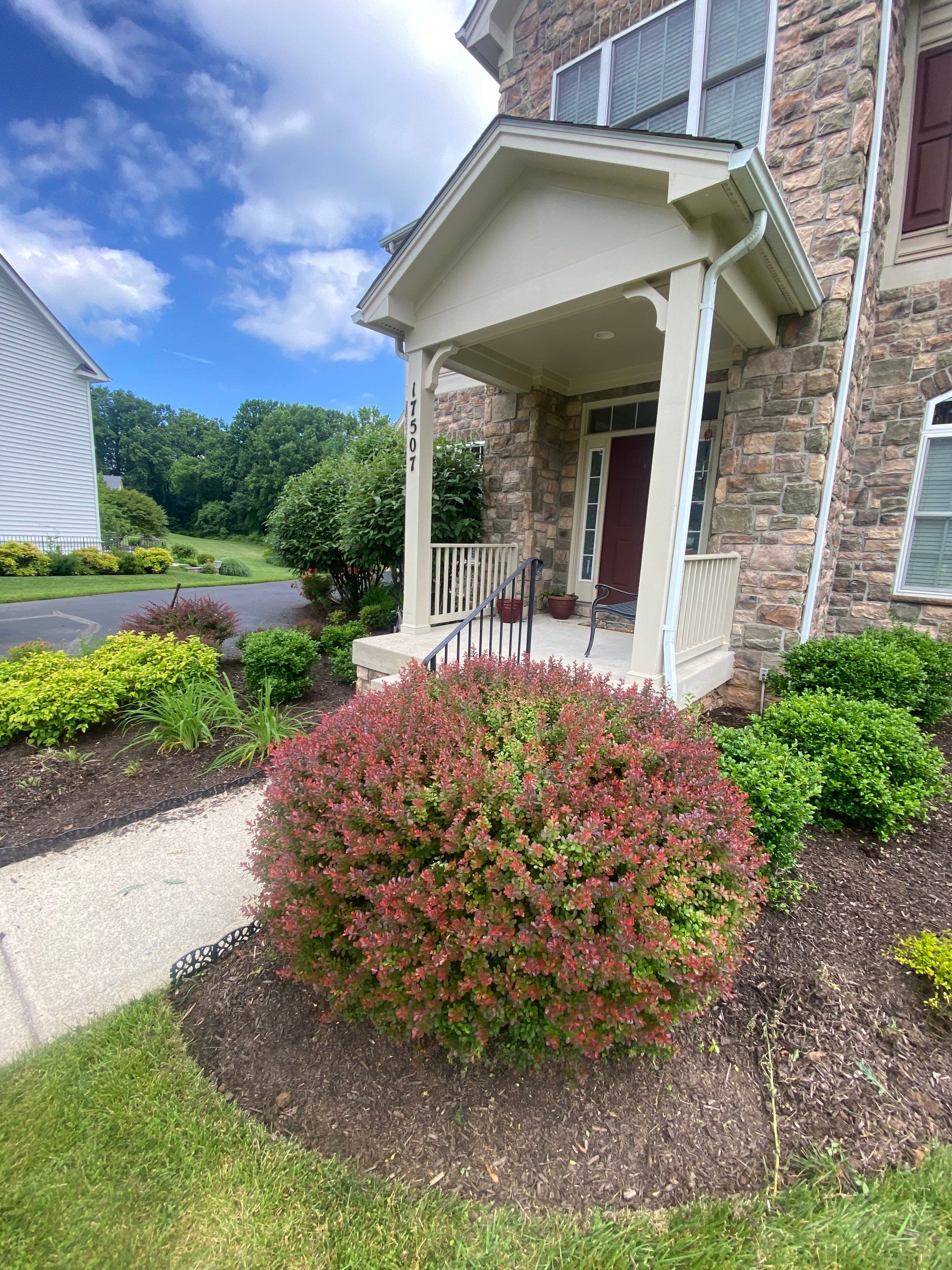 Landscape Cleanup & Mulch  by The Smet Companies, LLC