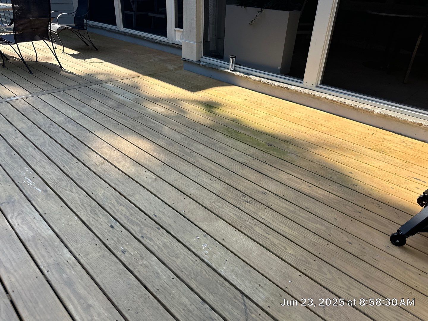 Wood Deck using Wood Sealant by DuraSeal