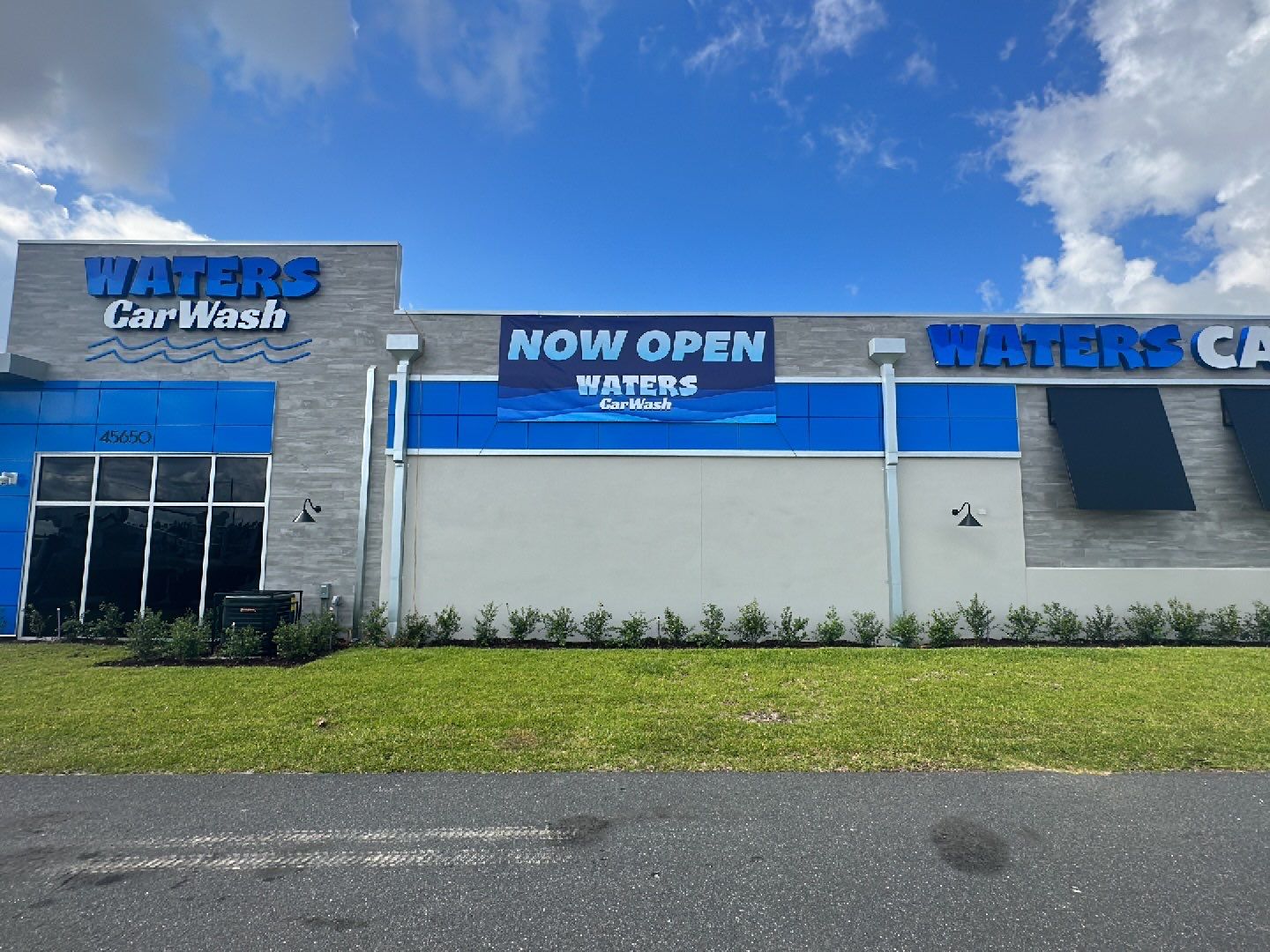 Pylon Sign and Channel Letters for Waters Car Wash by SignCrafters