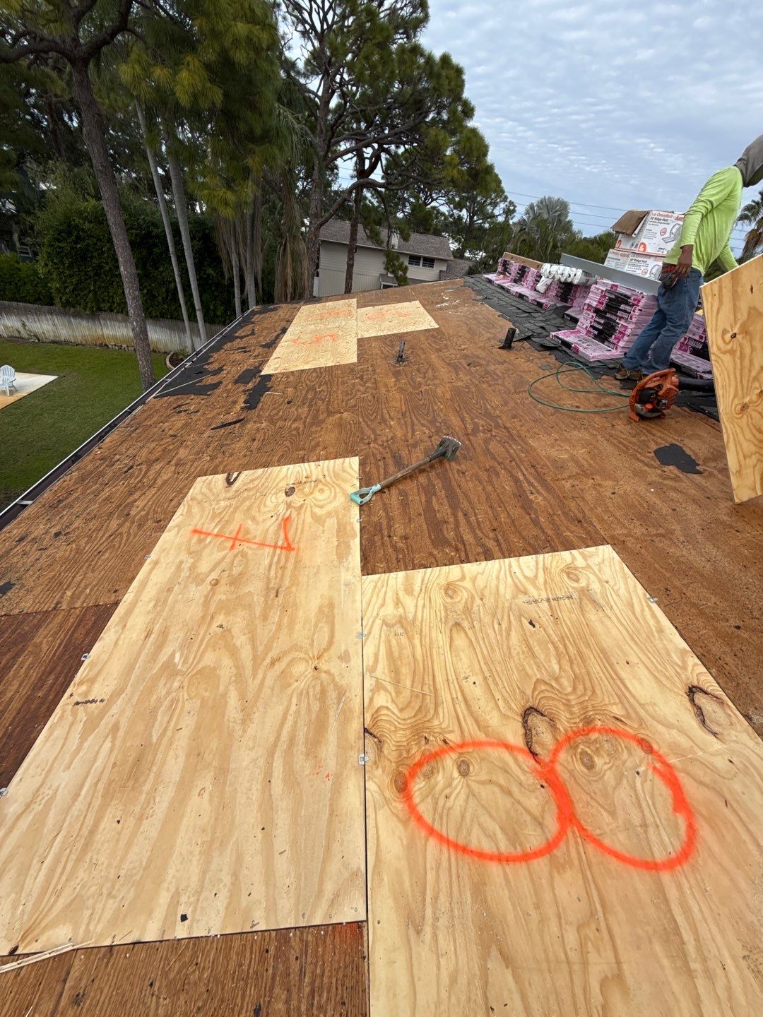 Project in Seminole 33776 by Mitchell Roofing Company LLC