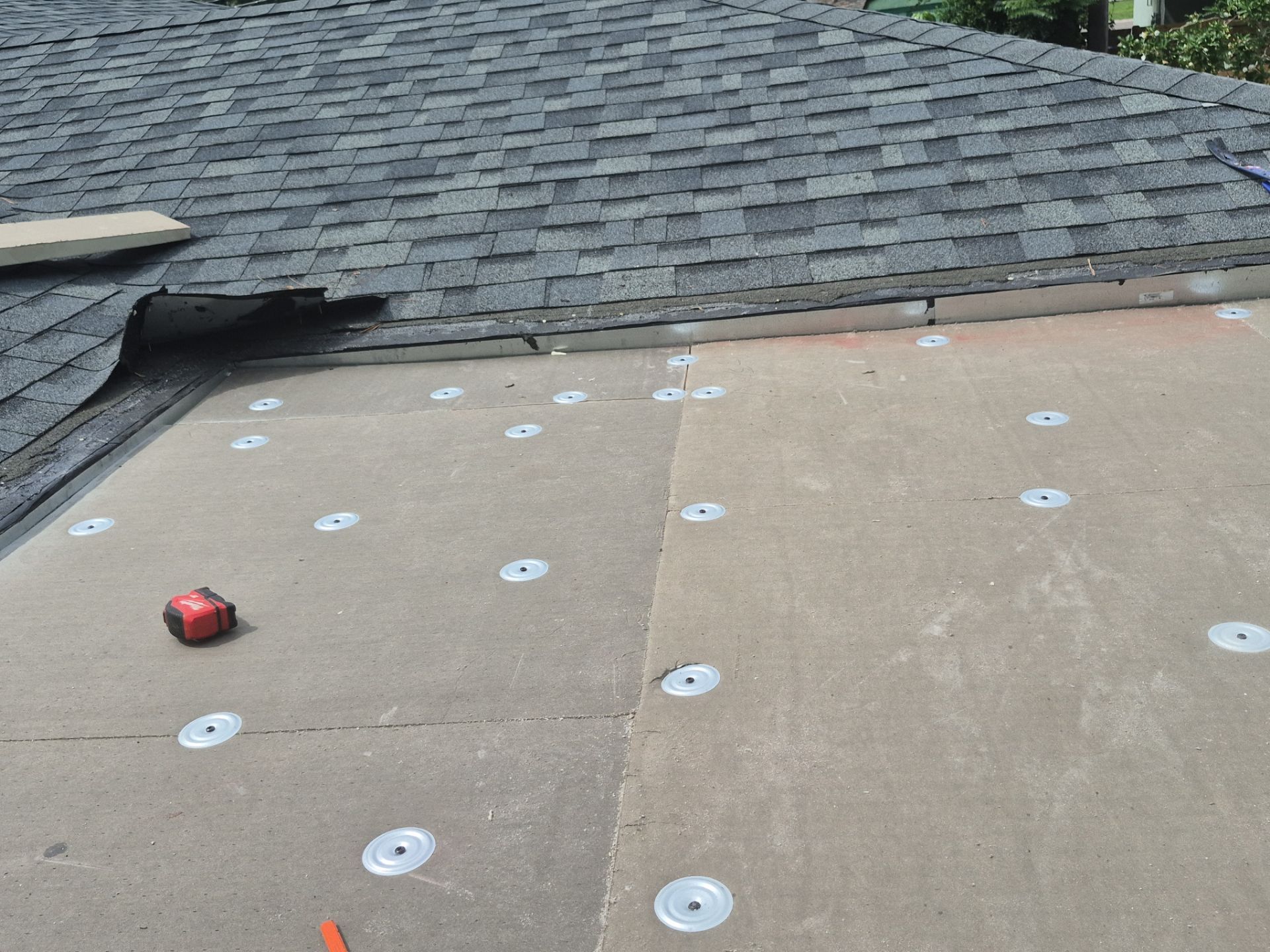 Project in St. Petersburg 33712 by Mitchell Roofing Company LLC 