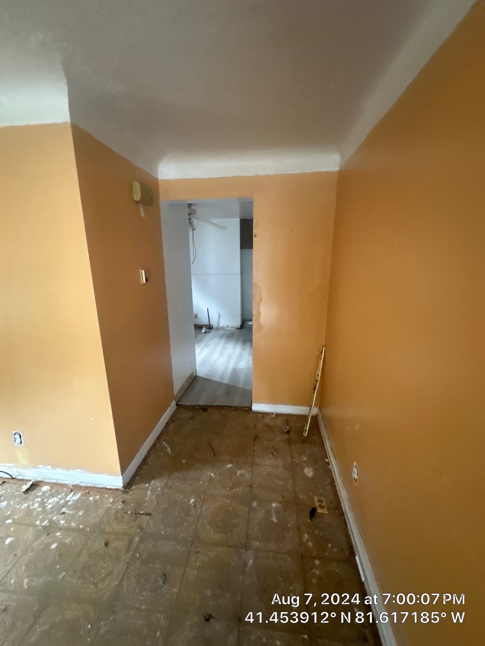 Multifamily Full Remodel by Reinovation