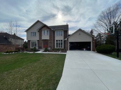 Roof Replacement using CertainTeed Landmark