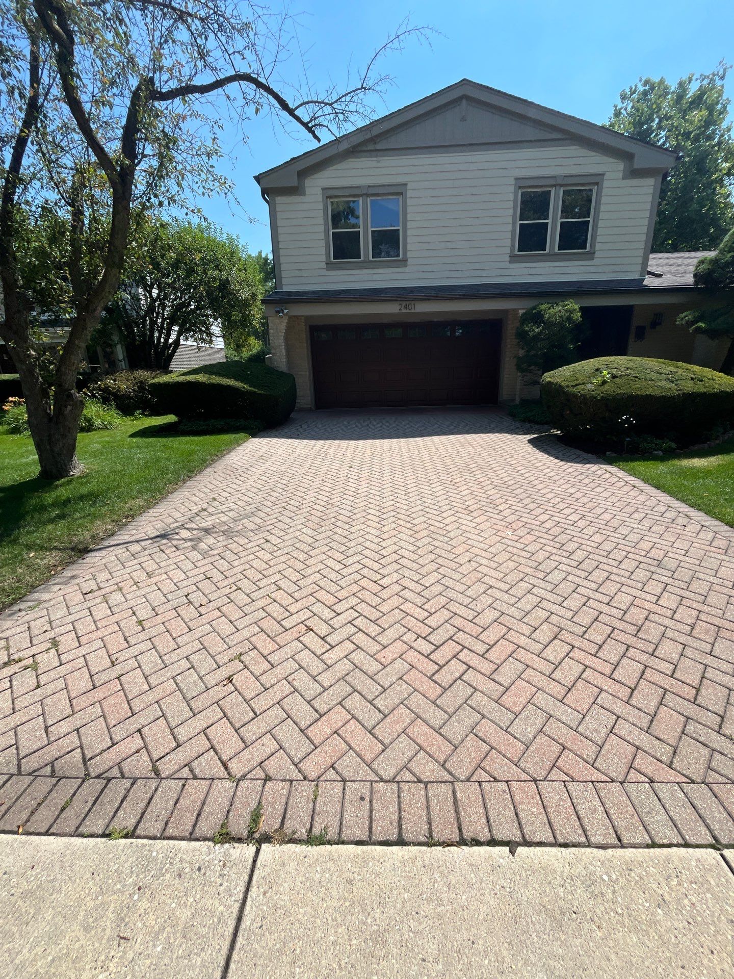 Brick paver clean, sand and seal.  using Surebond SB-1300 by Northern Power Washing LLC.