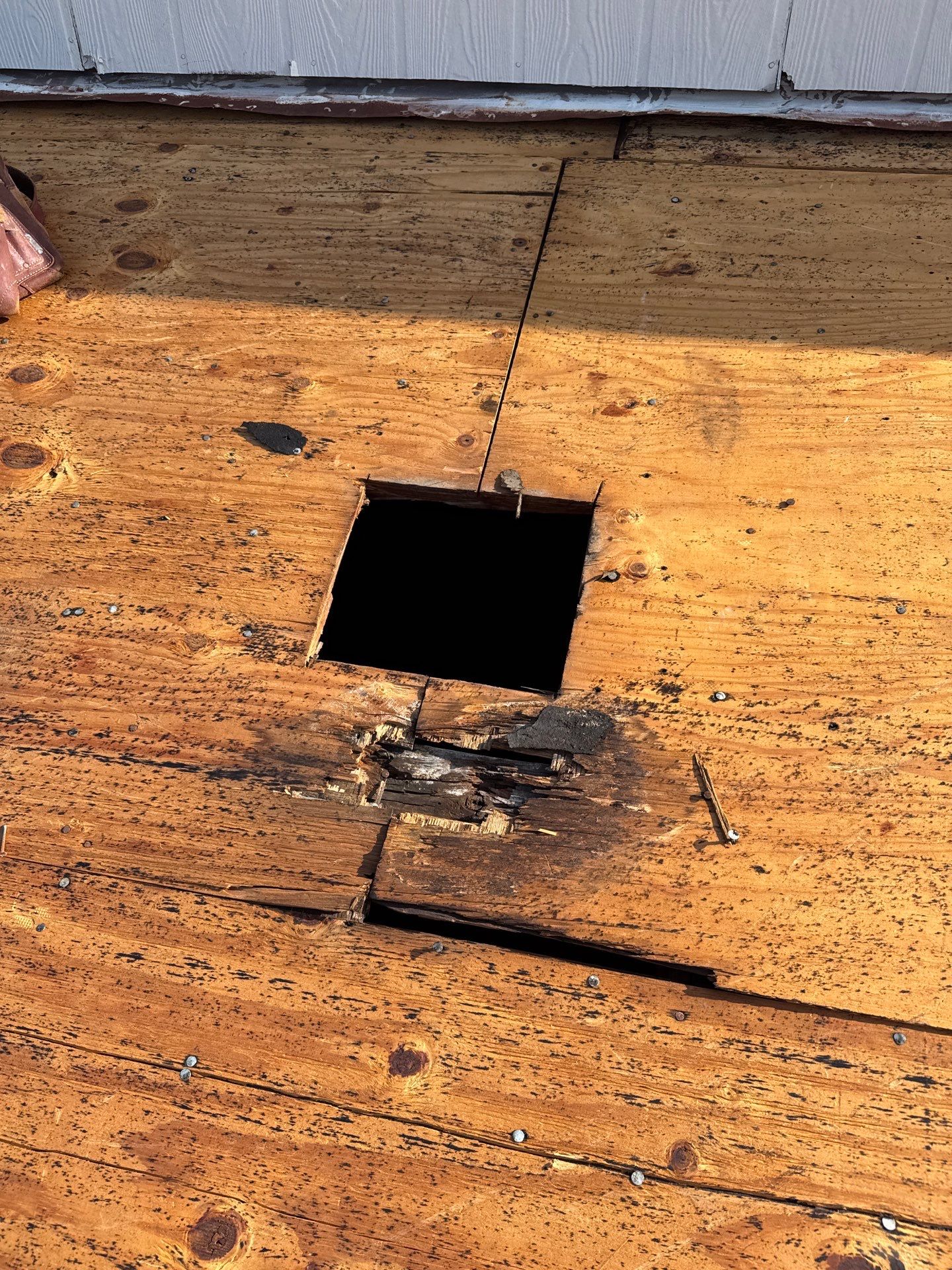 Roof Replacement Houston by Roof Repair Company
