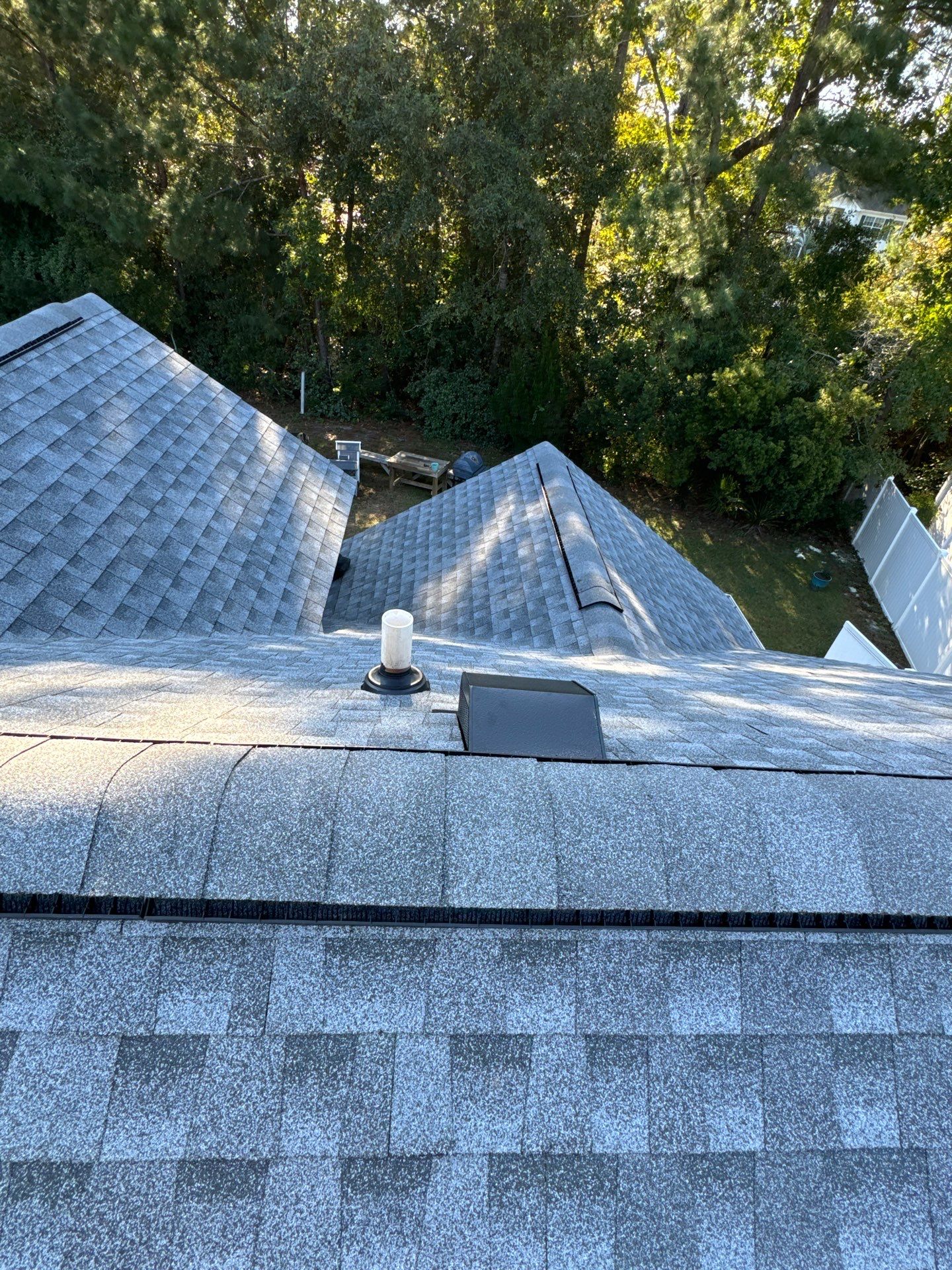 GAF HDZ - Oyster Grey by Linta Roofing