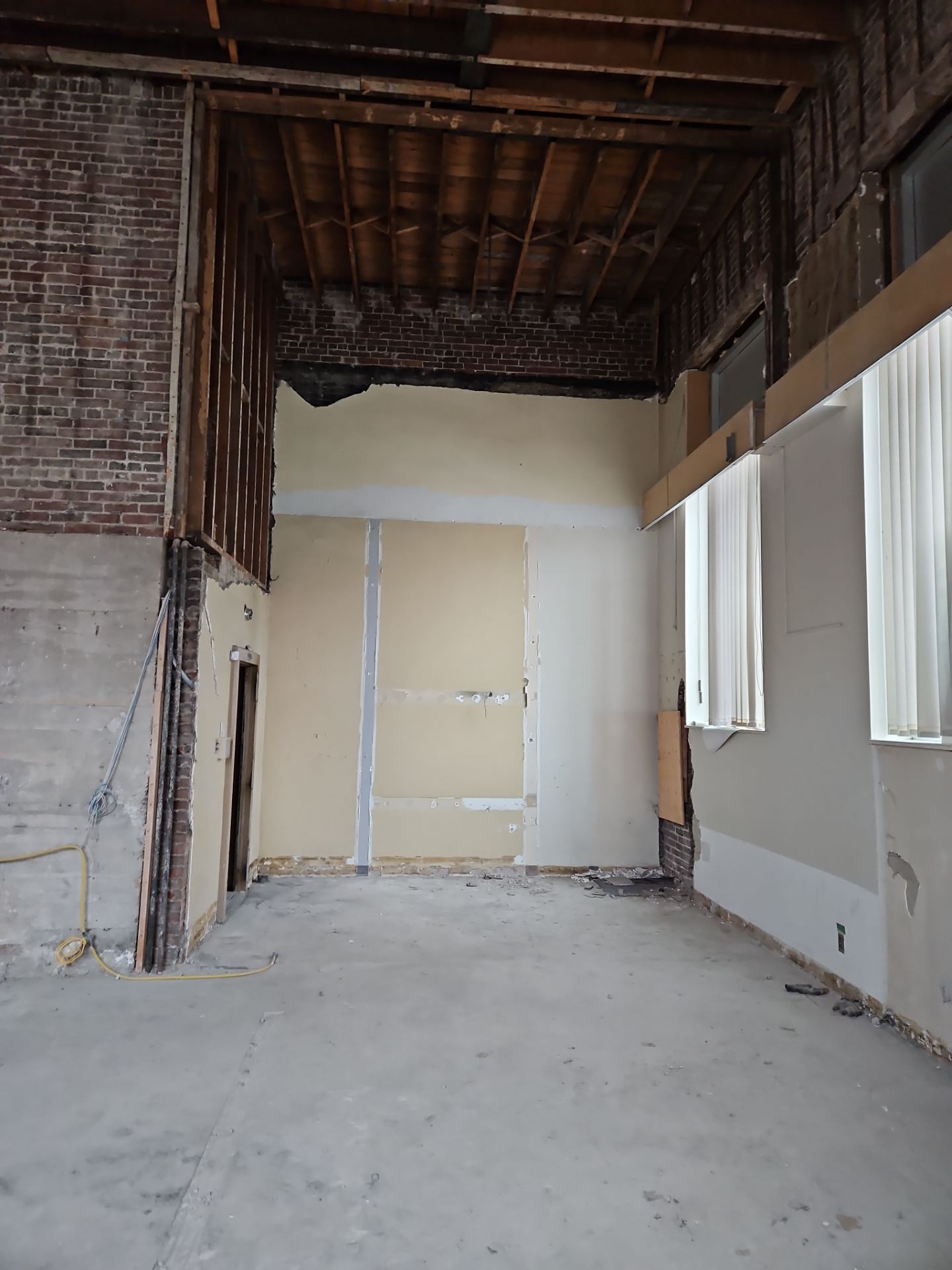 Water infiltration  by Eco-Nature Construction Inc.