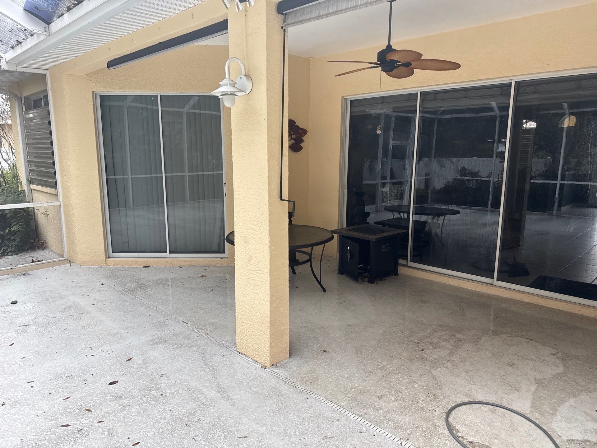 Lanai & Screen Enclosure Cleaning, Paver and Fence Cleaning by Sunshine AquaWash
