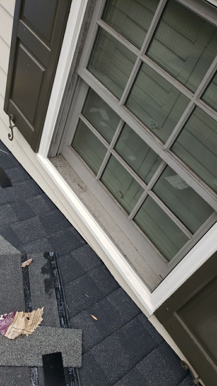 McLean: Certainteed Landmark Pro Designer Shingles in Max Def Charcoal Black by RM Banning, Inc.