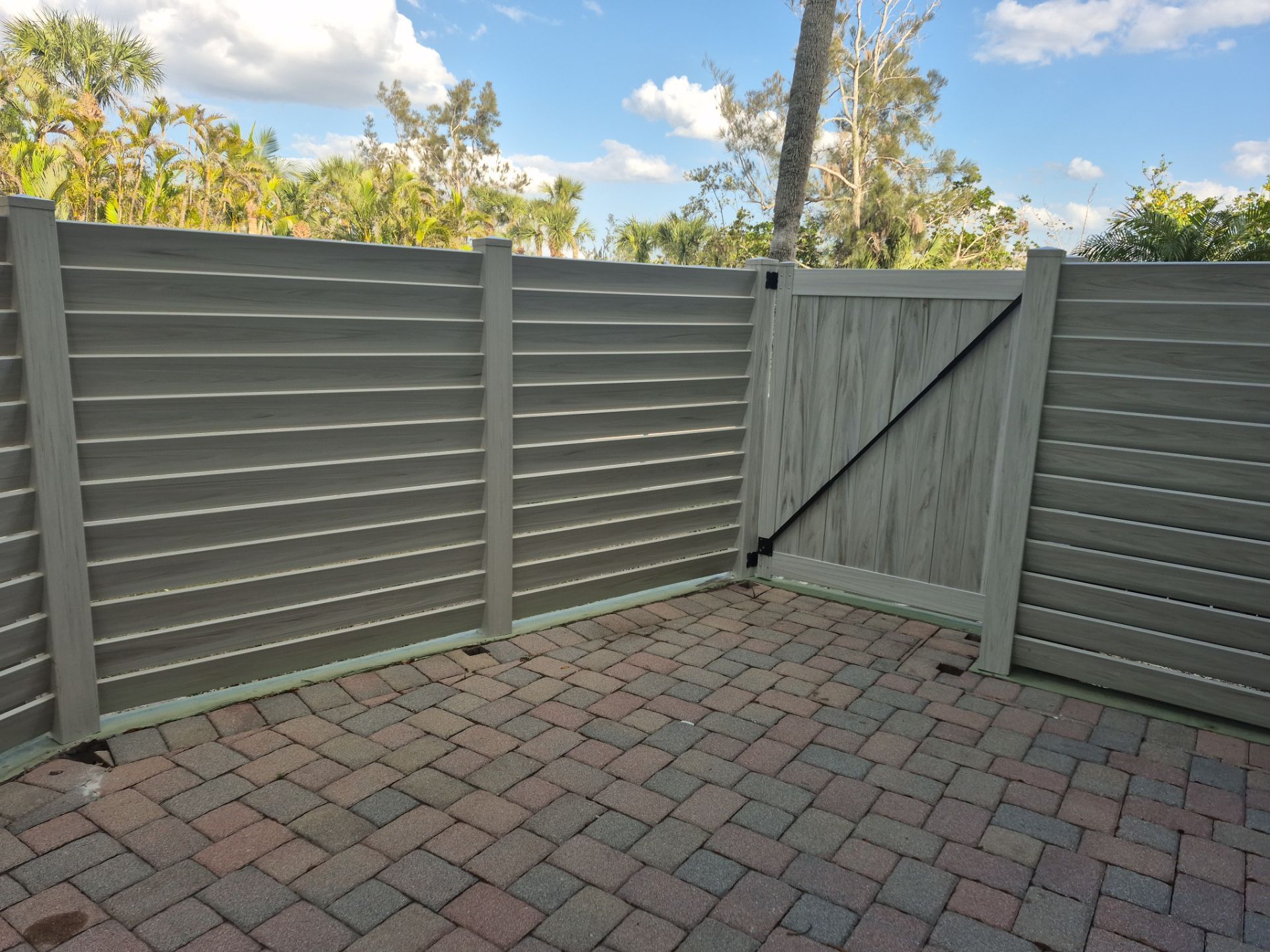 363 tierra mar ln by H&Y Fence