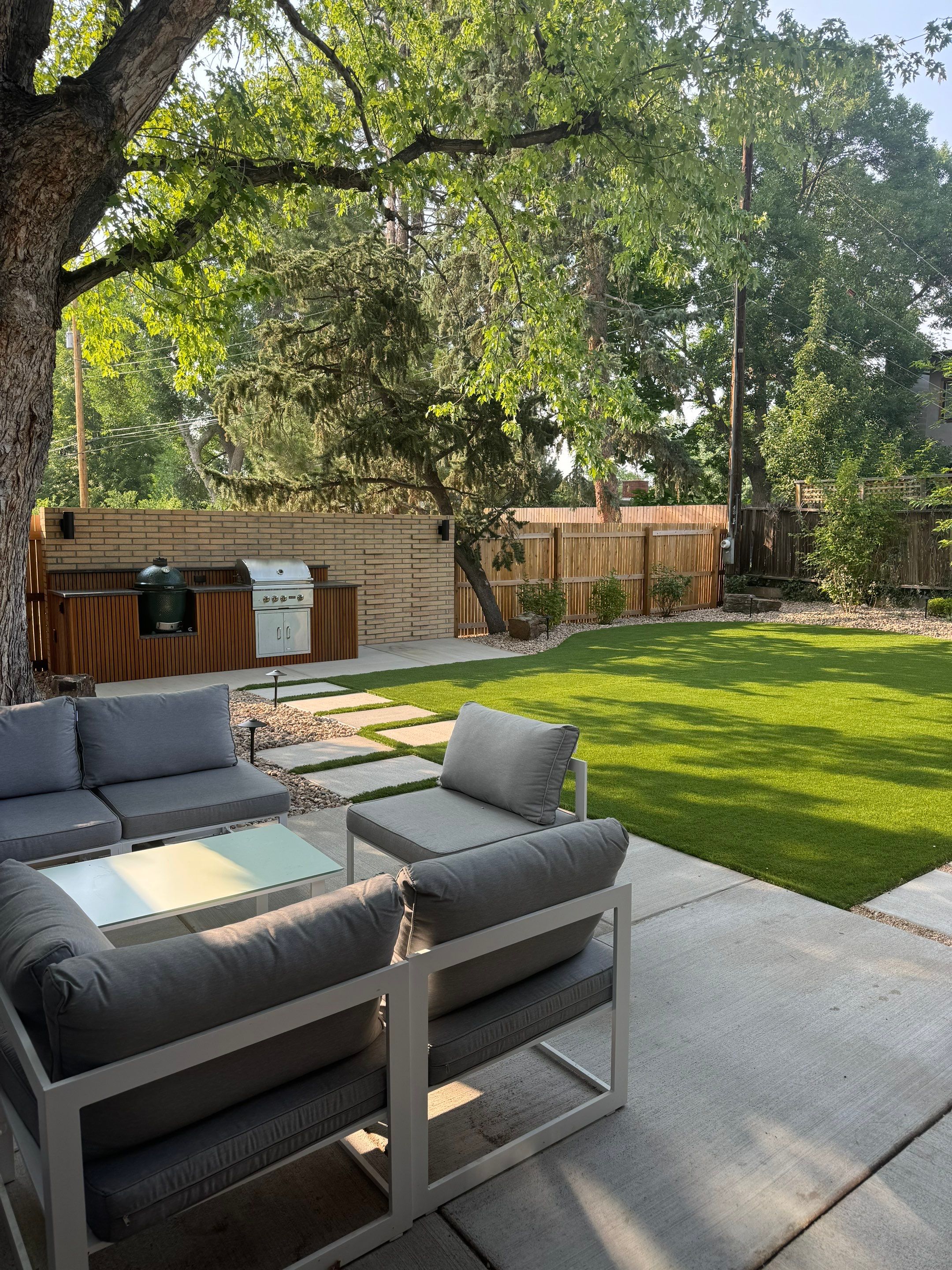 Modern Backyard by JRM landscape & design