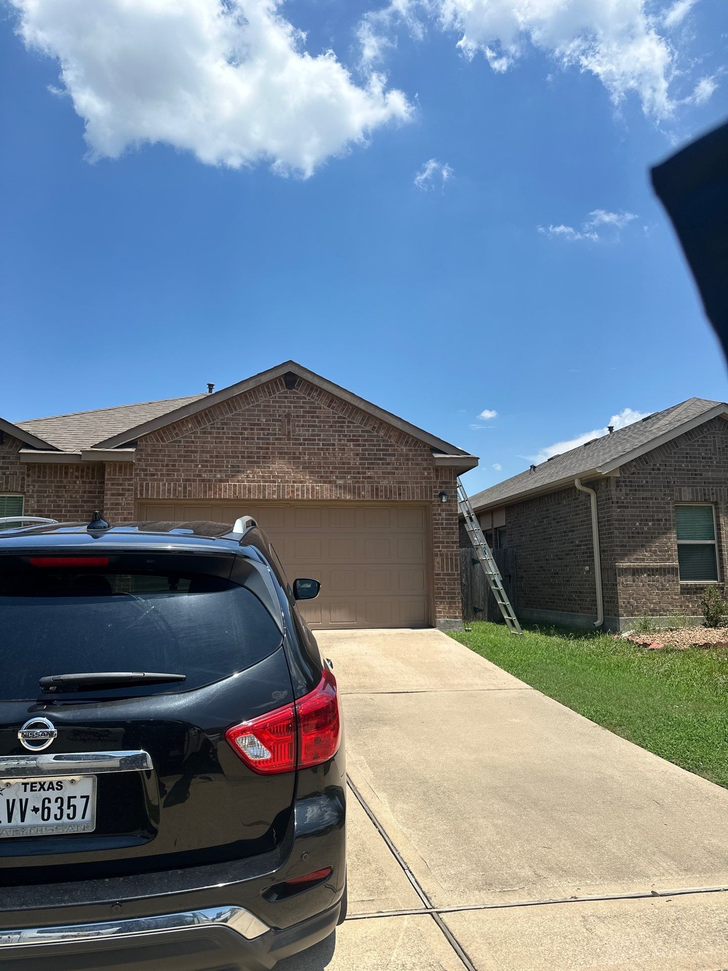 Hail Damage using Owen's Corning Duration (Lifetime) Shingles by Roof Repair Company