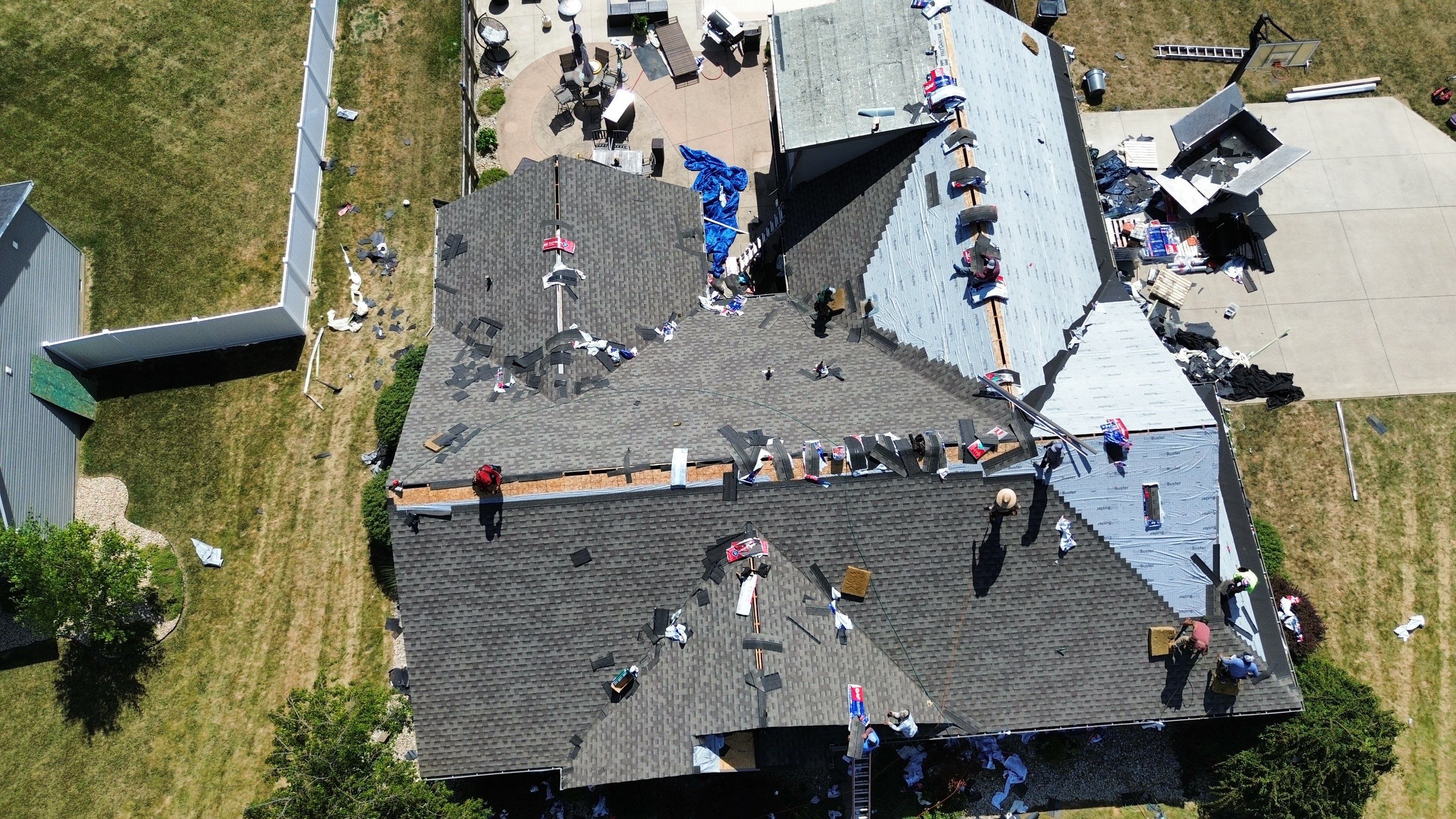 Residential Roofing Installation using Timberline HDZ Shingles - Weathered Wood by RoofX 