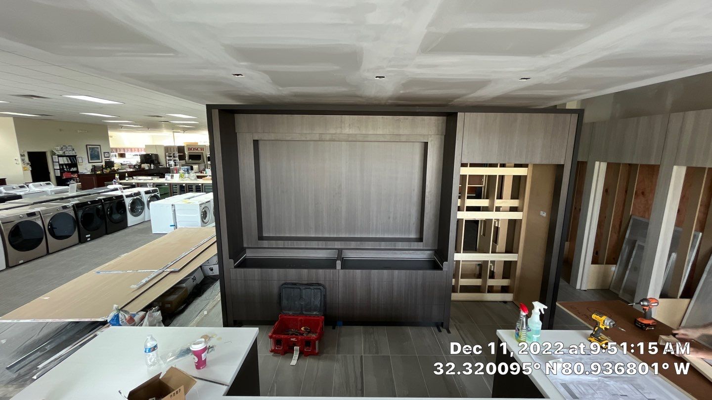Construct Living Kitchen by Geaux 2 Guy, LLC