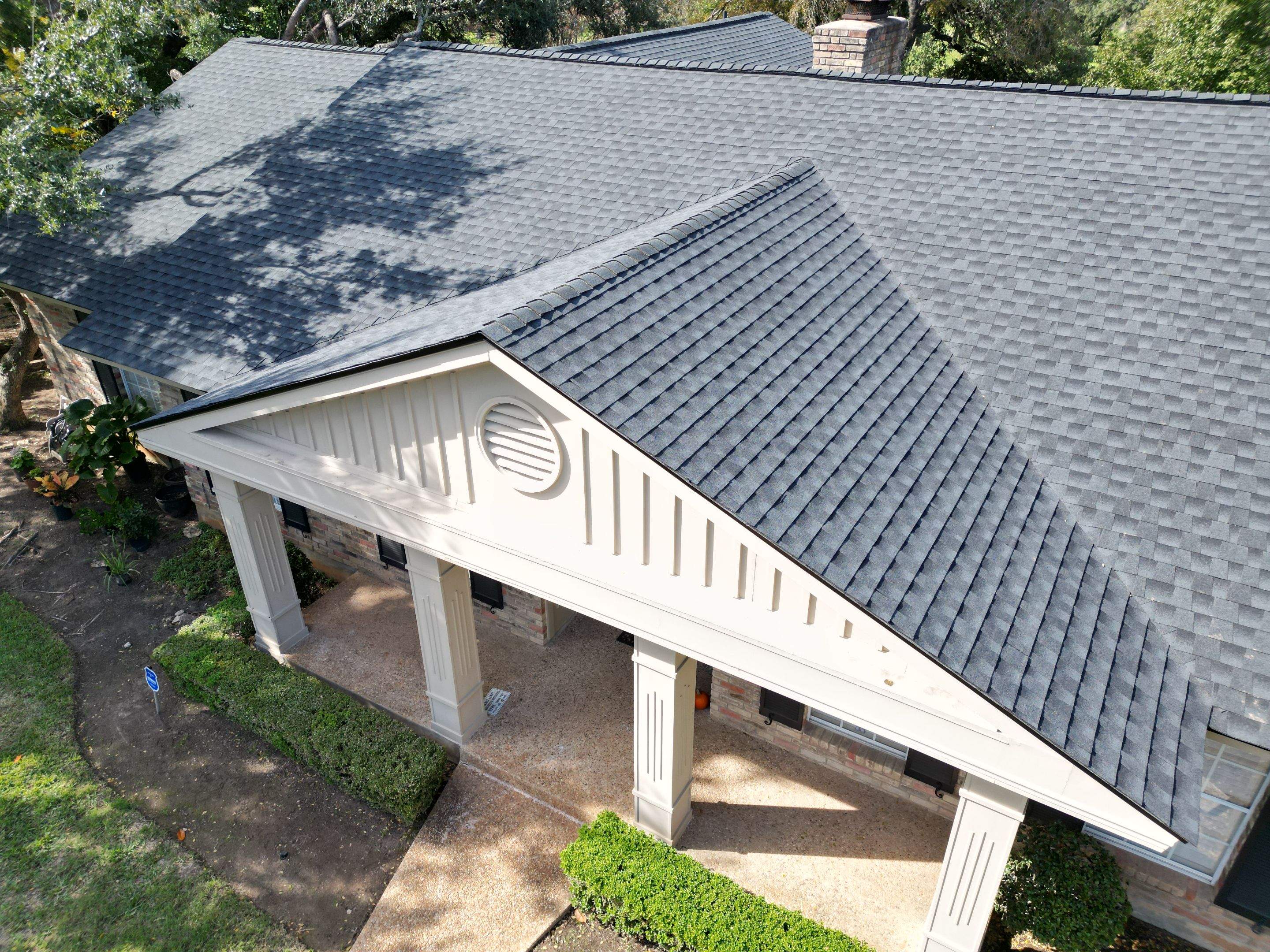 Charcoal - GAF Timberline HDZ by RoofsOnly.com