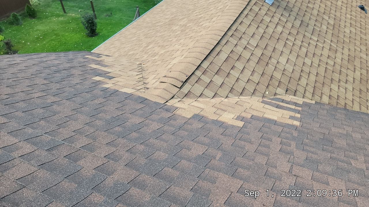 ATLAS PINNACLE COLOR: MORNING HARVEST DRIPE EDGE: WHITE by Eagle Eye Roofing