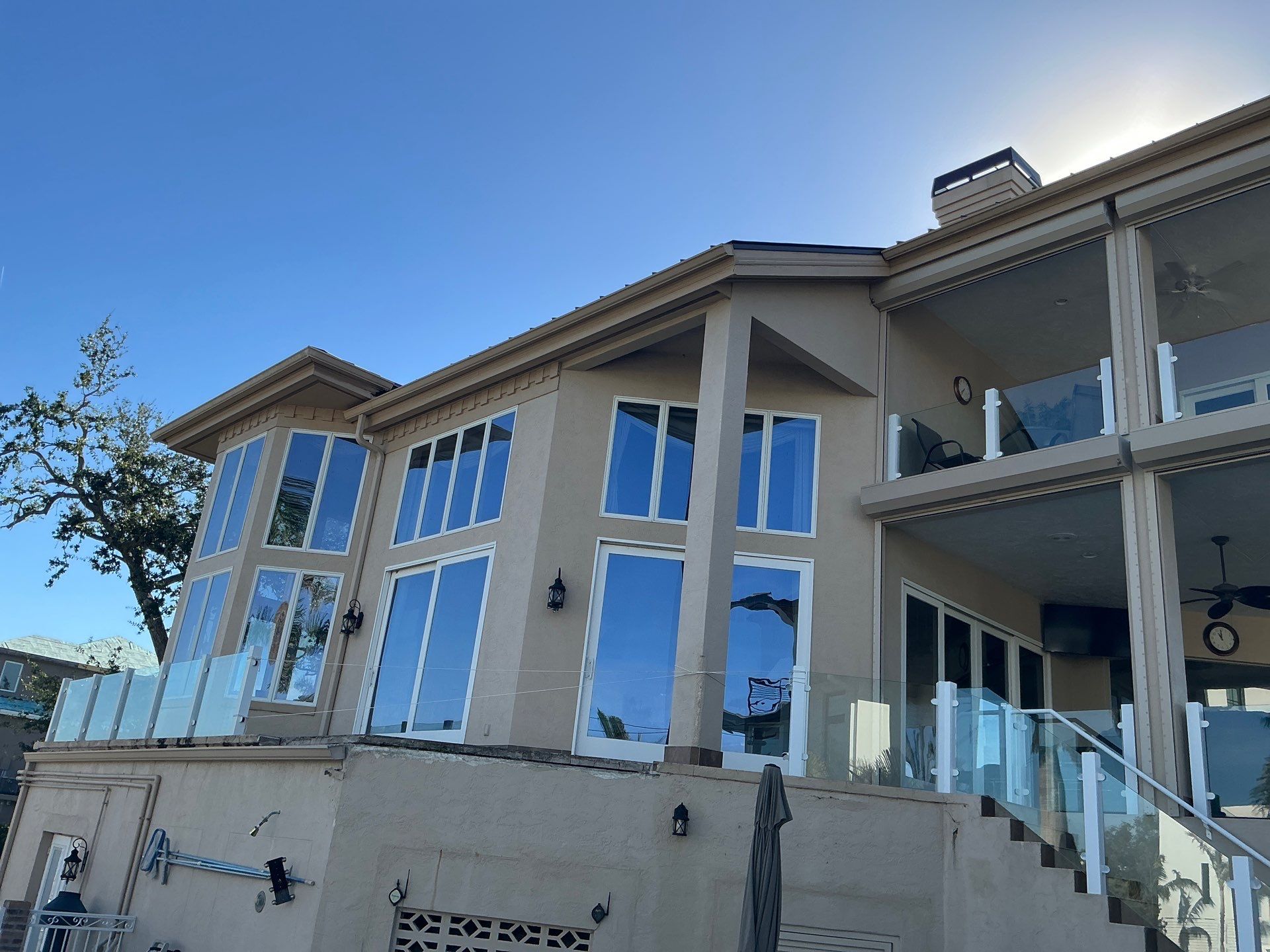 Seamless Gutters in Sarasota FL by Gutter Professors