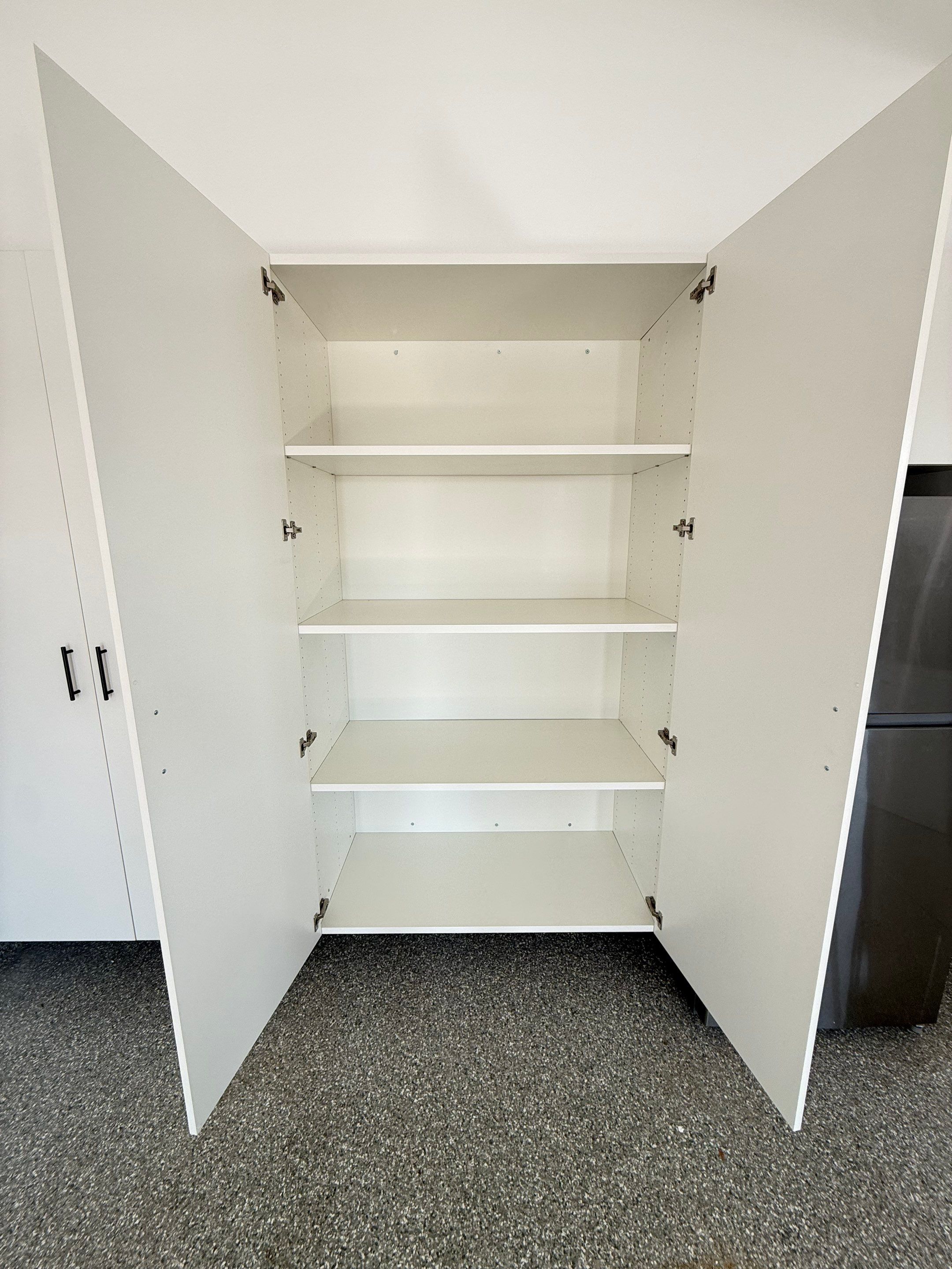 Garage Organization in Valparaiso! by Innovative Spaces / Innovative Concrete Coatings