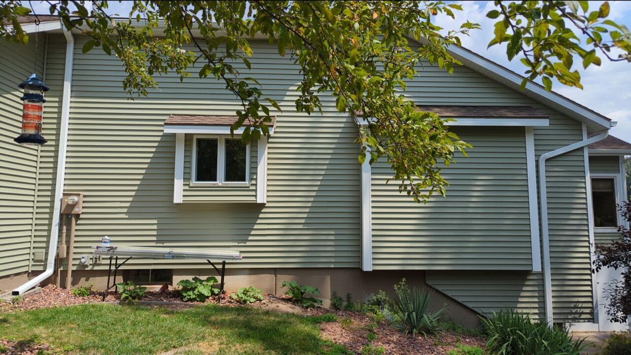 Siding On The Lake in Laingsburg by Acme Exteriors