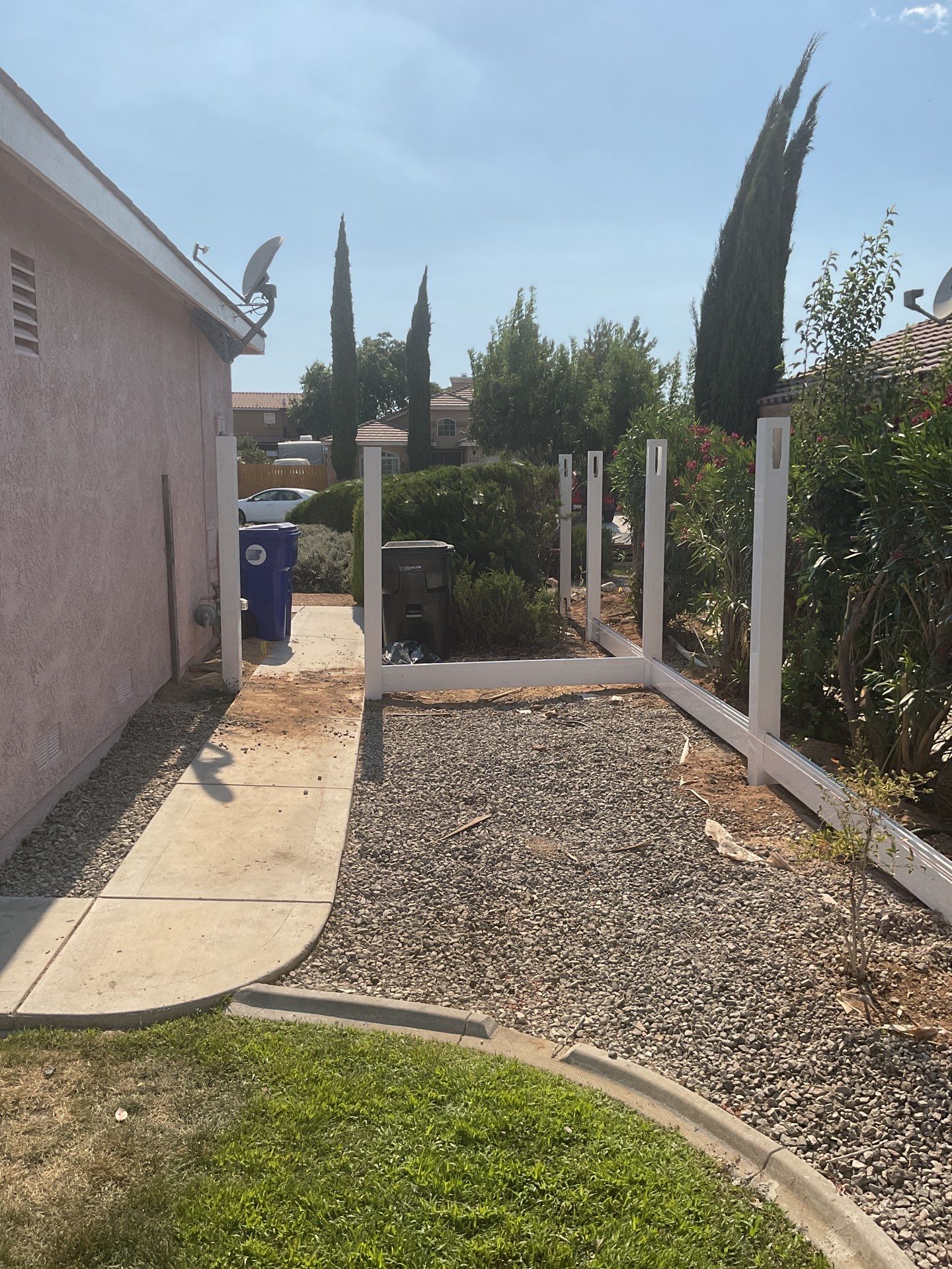 Fence Installation using Vinyl by Fence Guys Inc. 