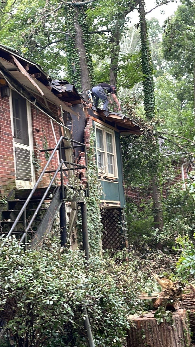 Emergency Roofing Services using GAF HDZ Architectural Asphalt Shingles by Mosaic Roofing Company