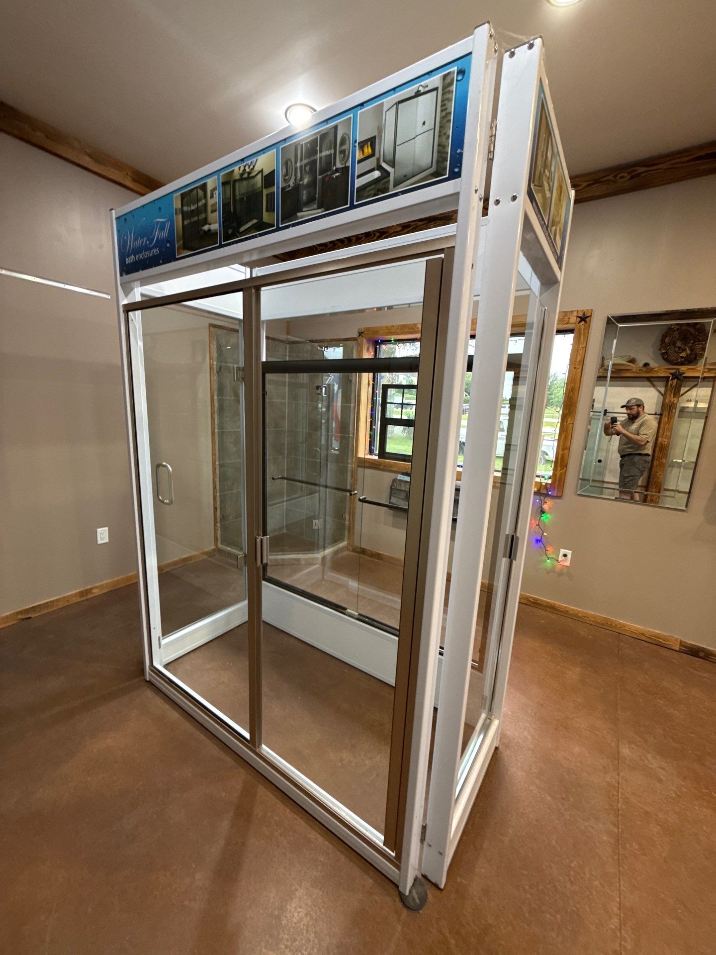 Come See Our SHOWROOM by Richardson Glass & Mirror