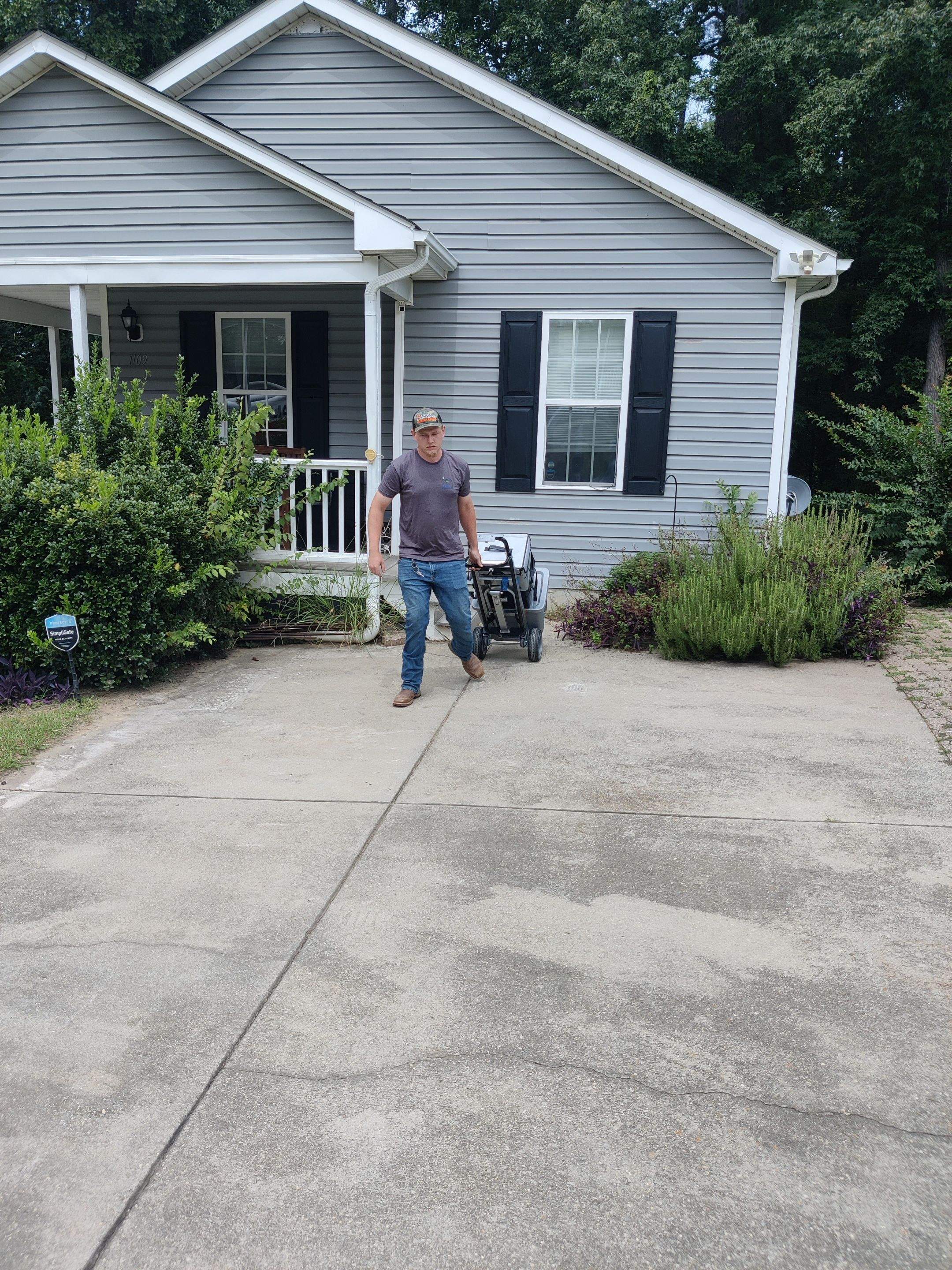 Moving by B&L LABOR SERVICES LLC