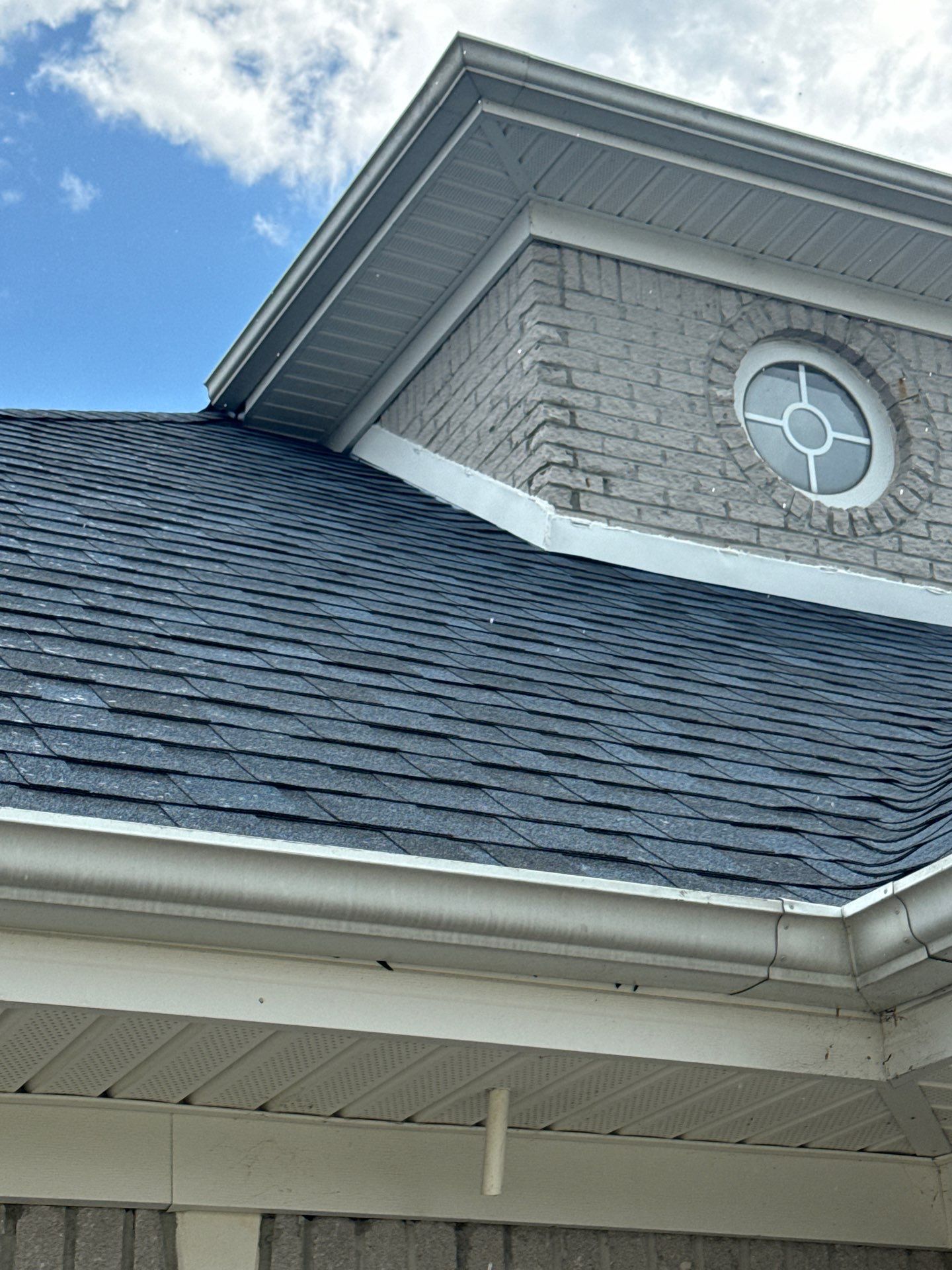 IKO Dynasty - Atlantic Blue by Linta Roofing