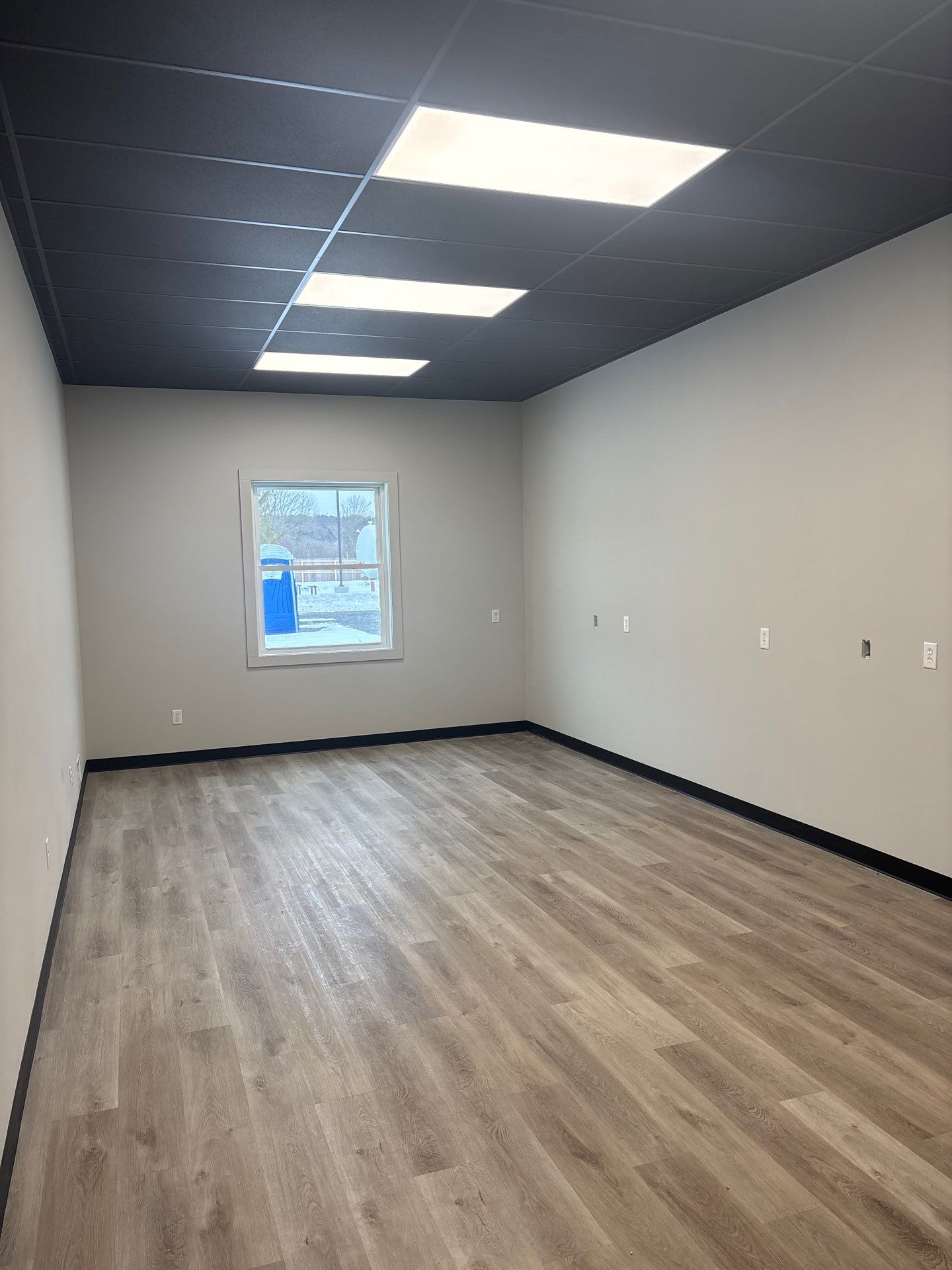 Full Office Build by Case Construction