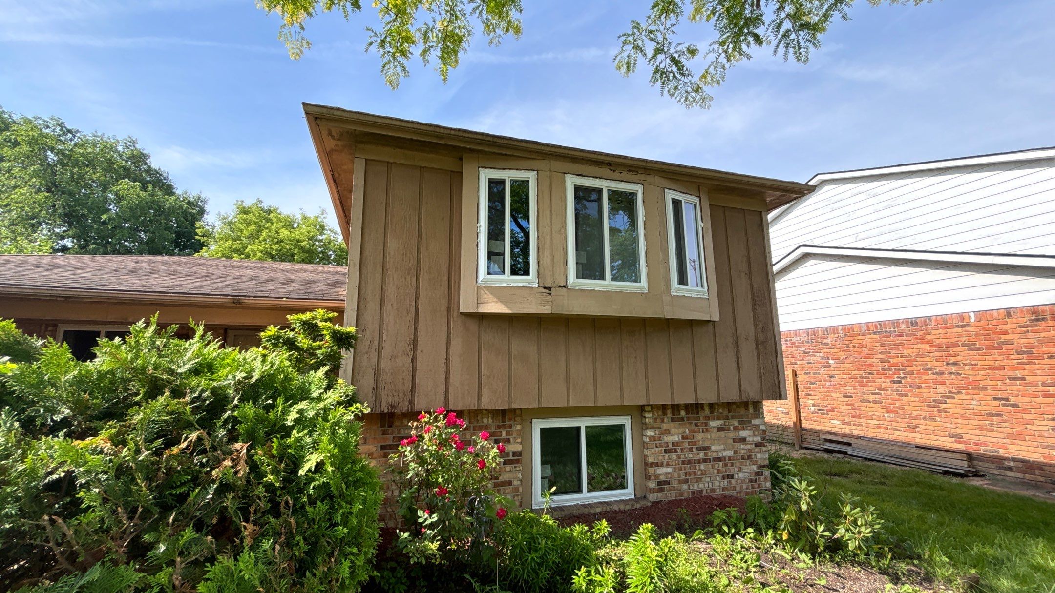 Siding Replacement using Alside 7" B&B by 180 Contractors