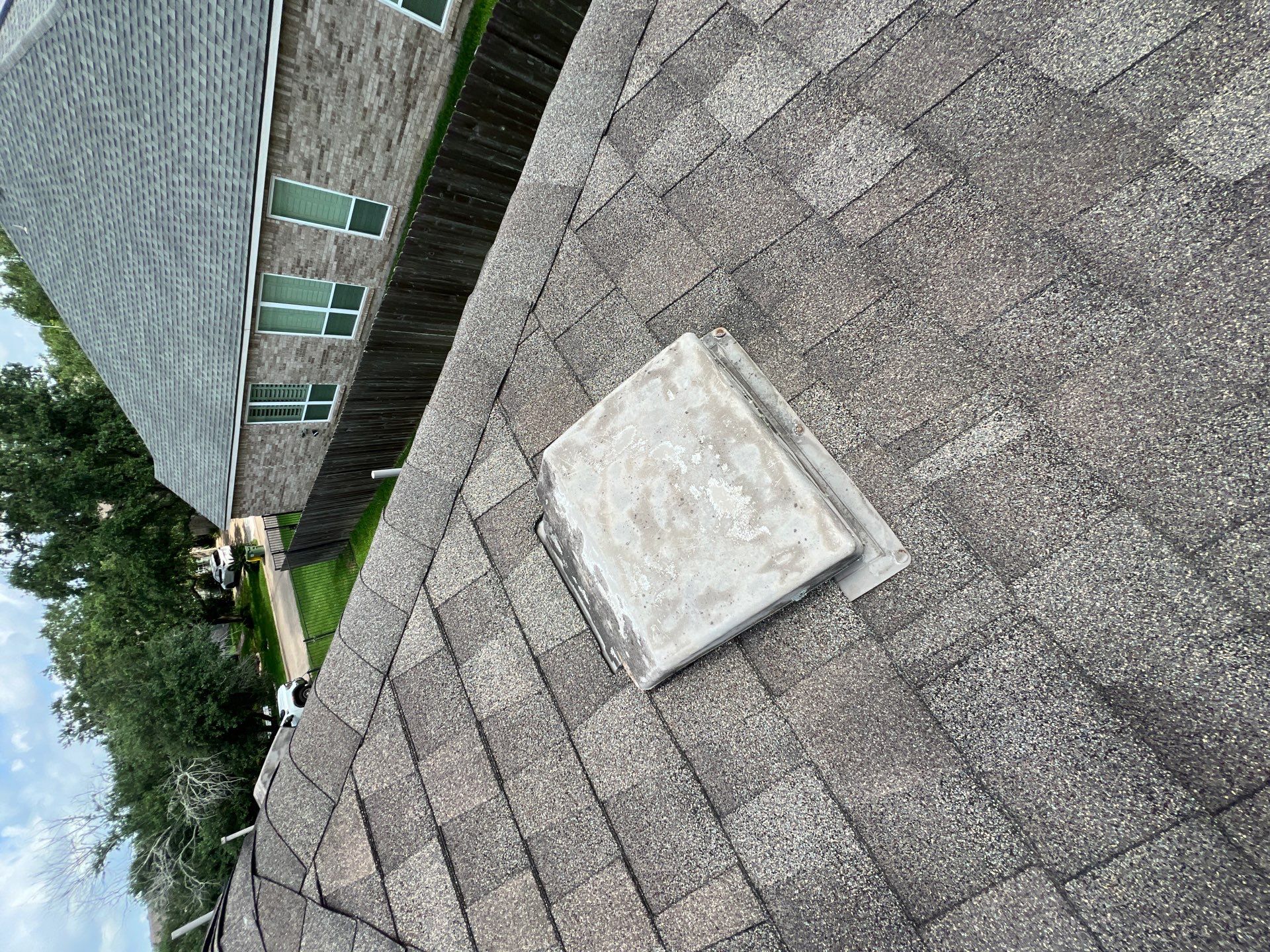 Hail Damage using Owen's Corning Duration (Lifetime) Shingles by Roof Repair Company