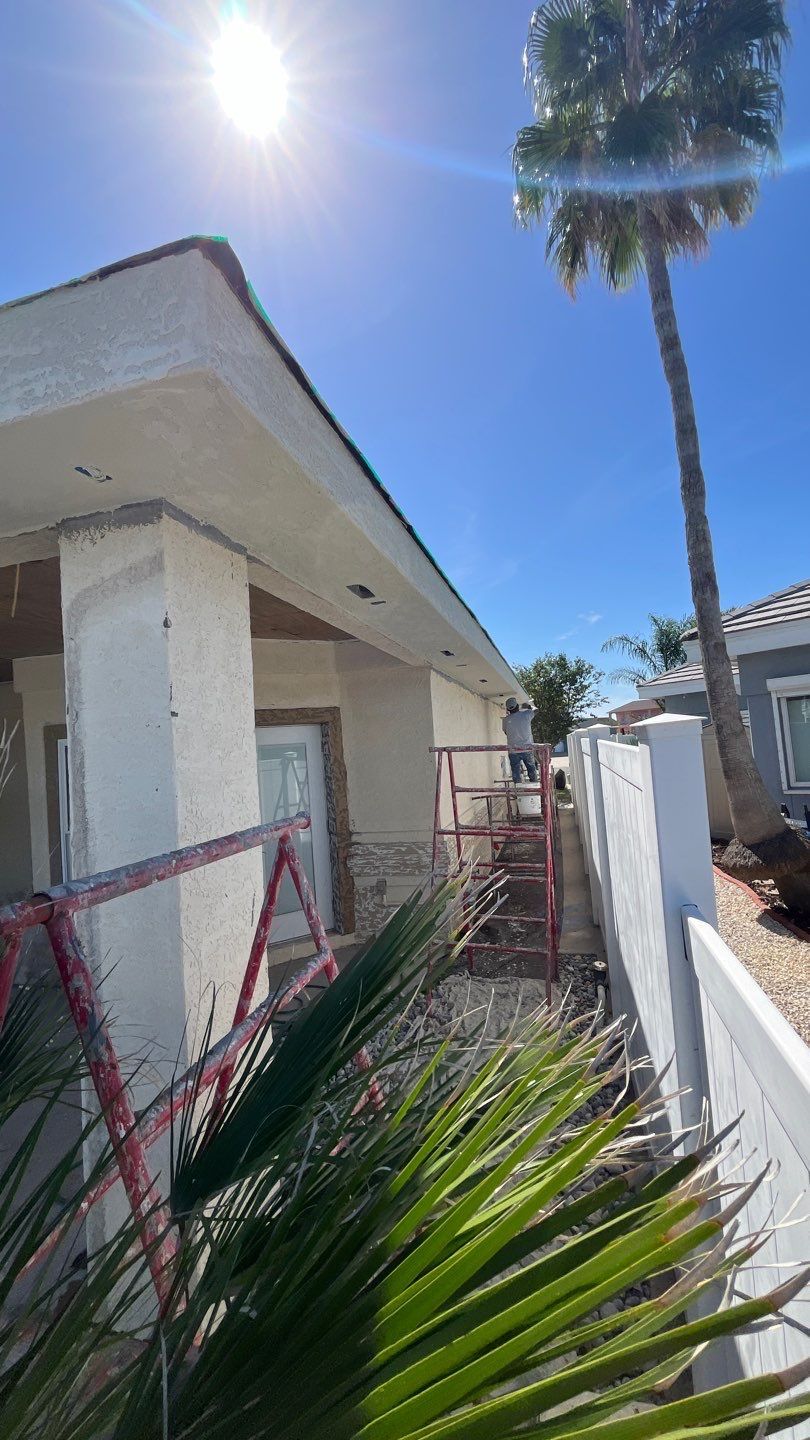 Stucco by Bayfront Roofing and Construction