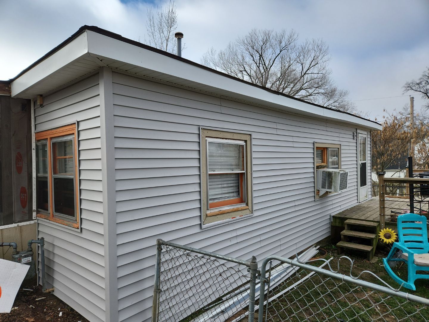 Siding Installation using Exterior Portfolio Vinyl Siding by EEC Windows, Siding & Roofing