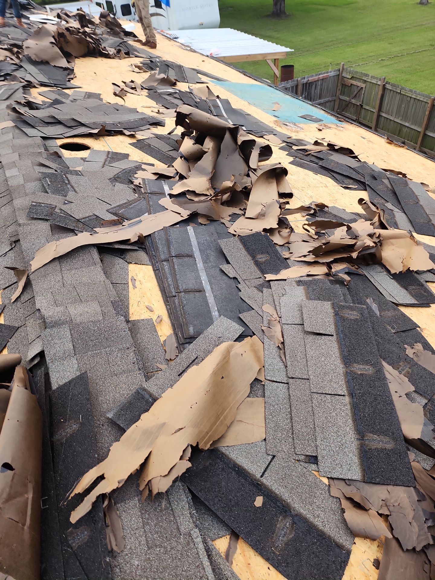 Residential Roofing Installation using Owen's Corning Duration (Lifetime) Shingles by Roof Repair Company