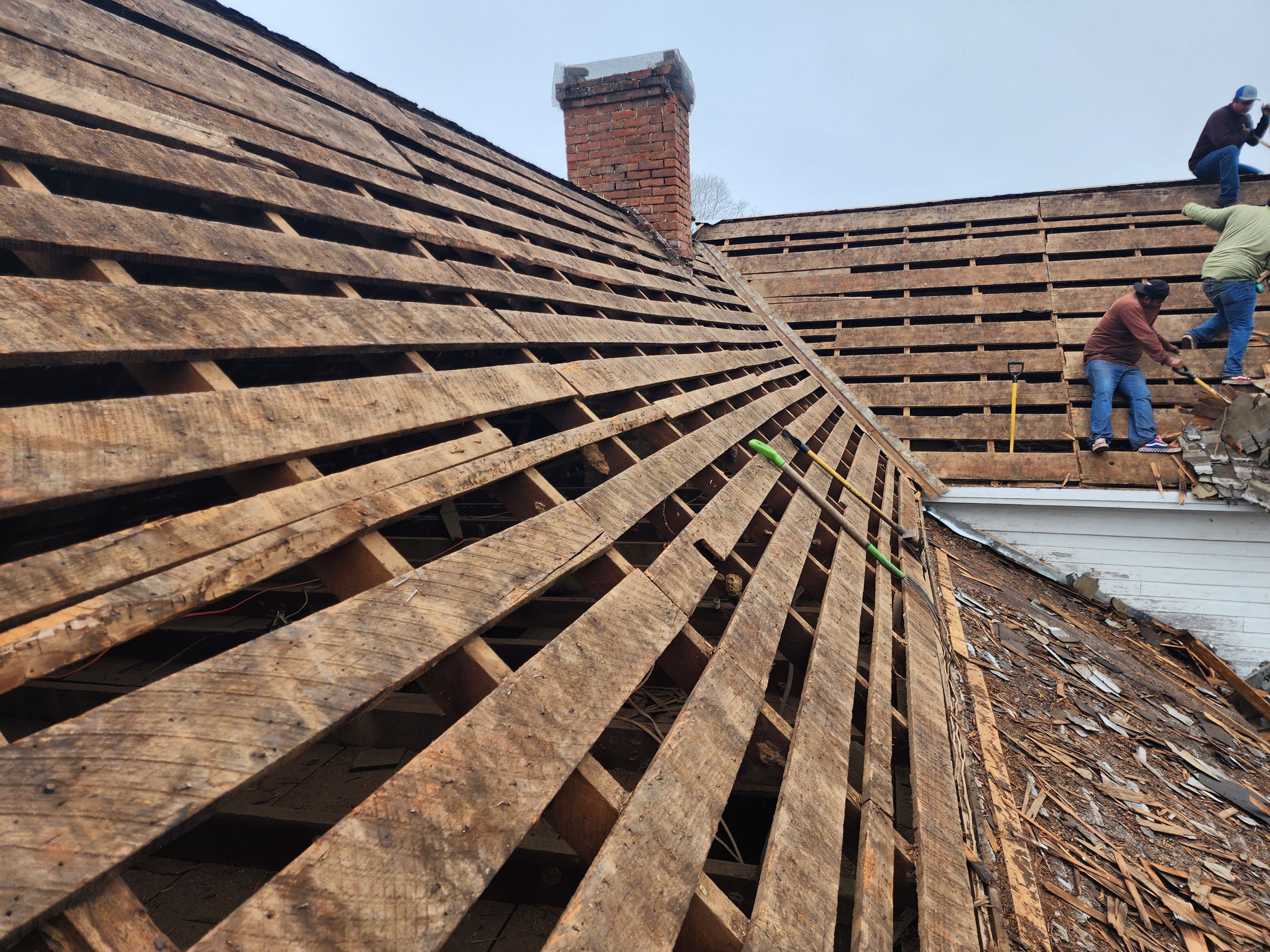 Residential Roof Replacement in Nashville, AR by Hostetler Roofing