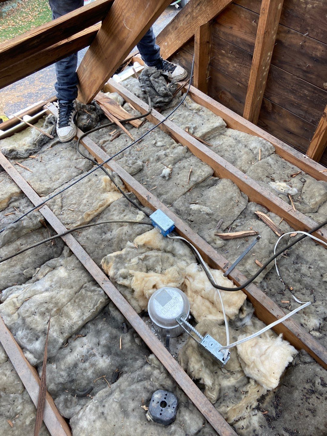 Roof Replacement using CertainTeed Landmark by 180 Contractors