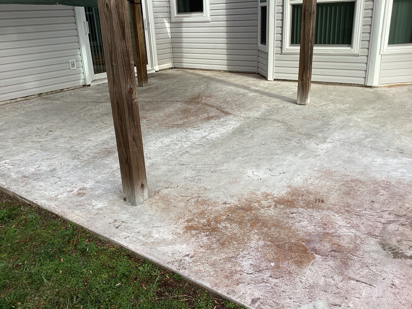 Patio using Pebble Beach by Amvet concrete coatings llc