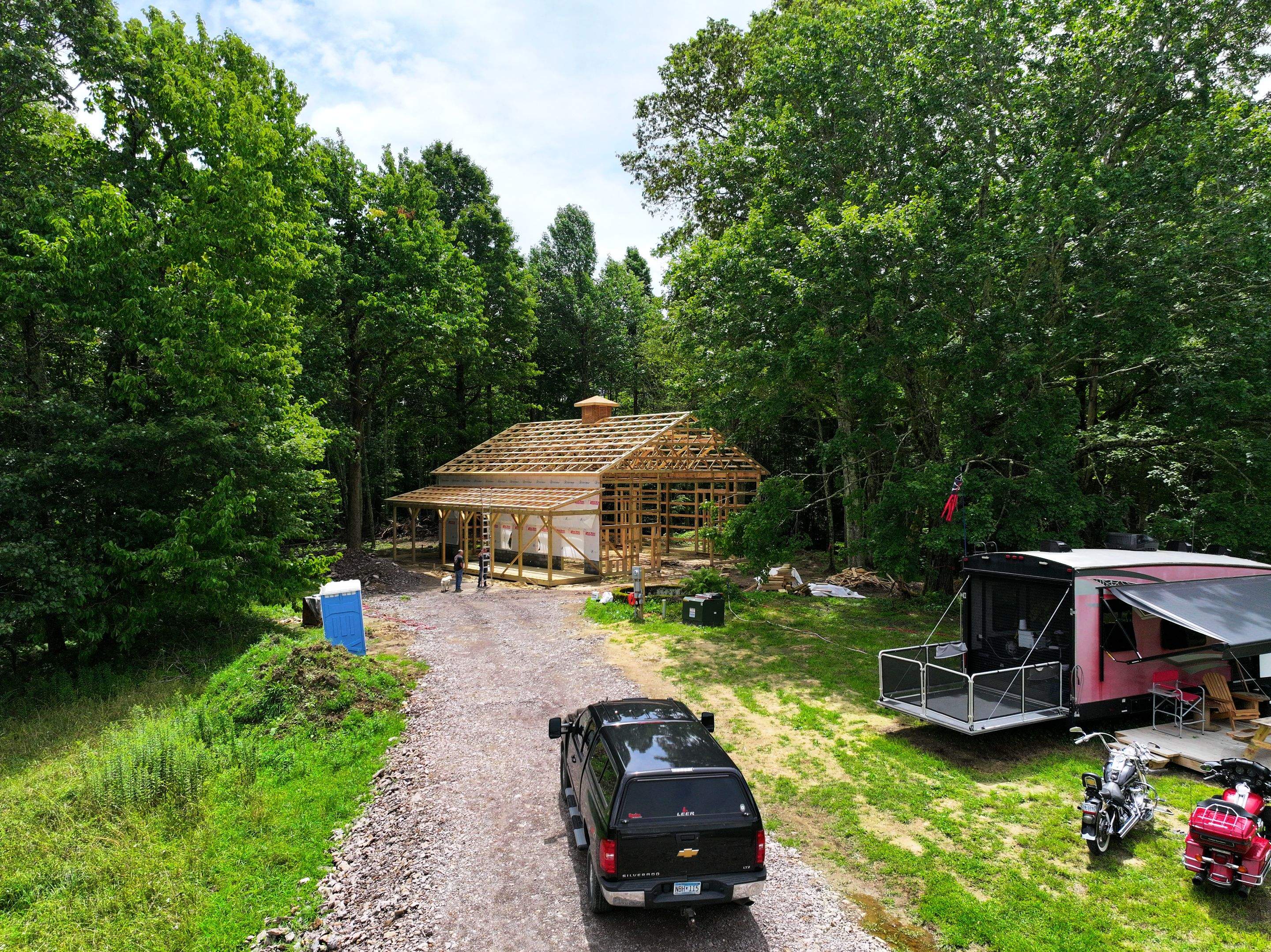 Brodour Barndominium  by Omnia Roofing