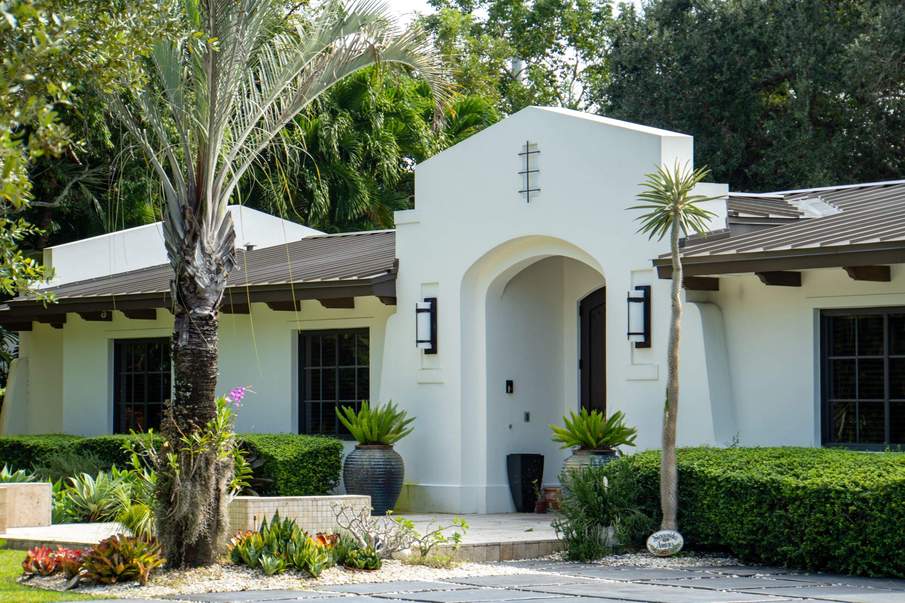 Metal Roof - Galvalume - Medium Bronze by Istueta Roofing