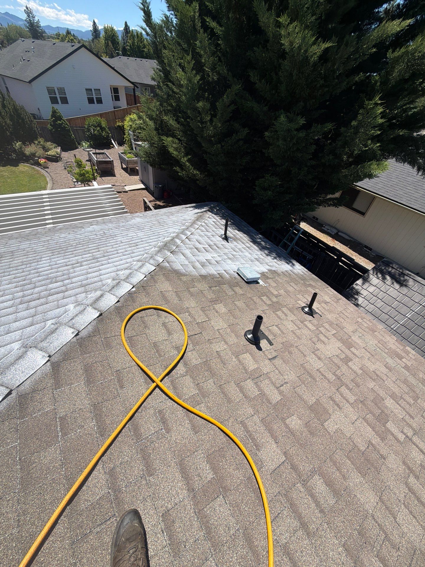 Project in Medford by Roof Maxx of Grants Pass